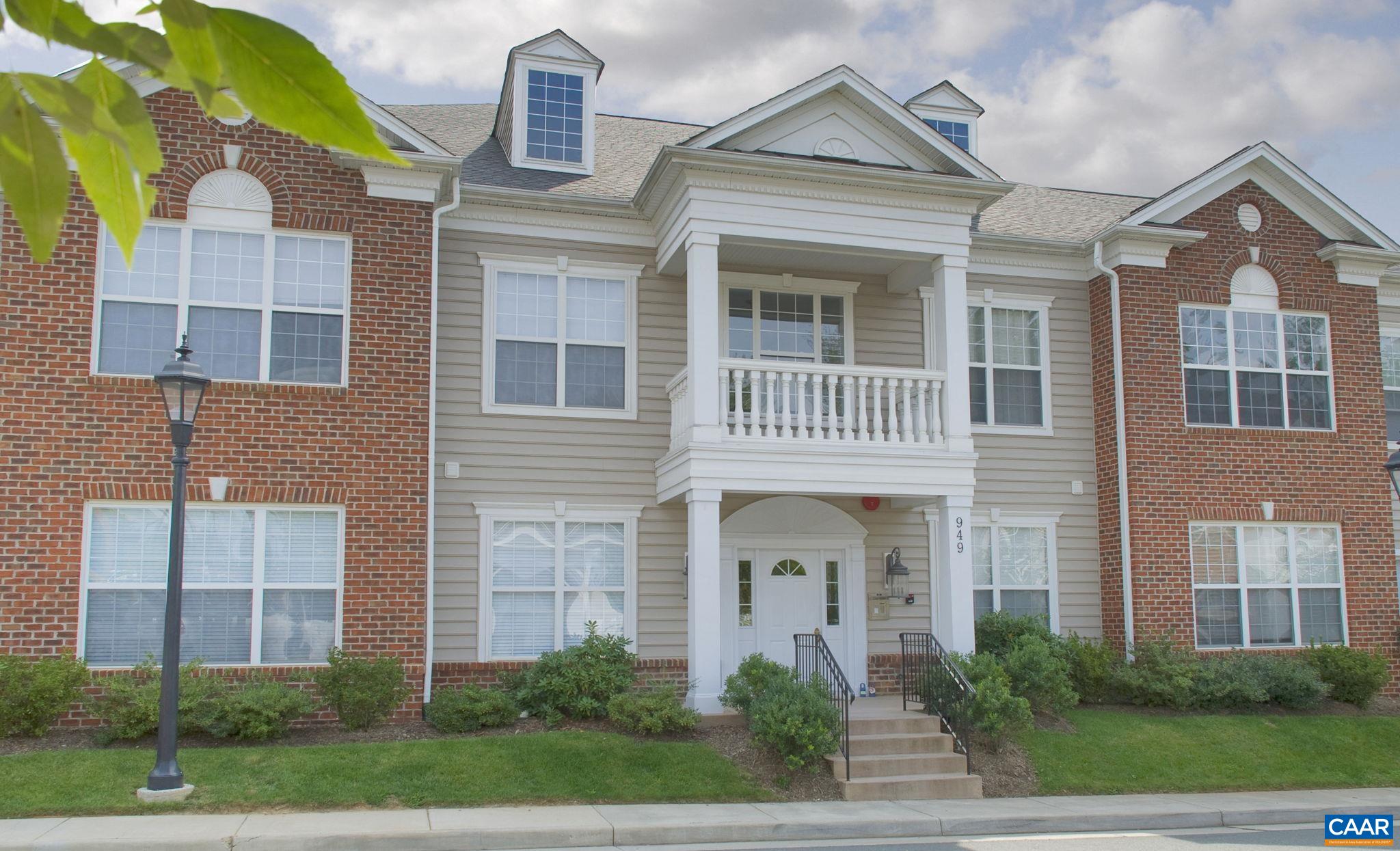 949 GLENWOOD STATION LN Unit: 202