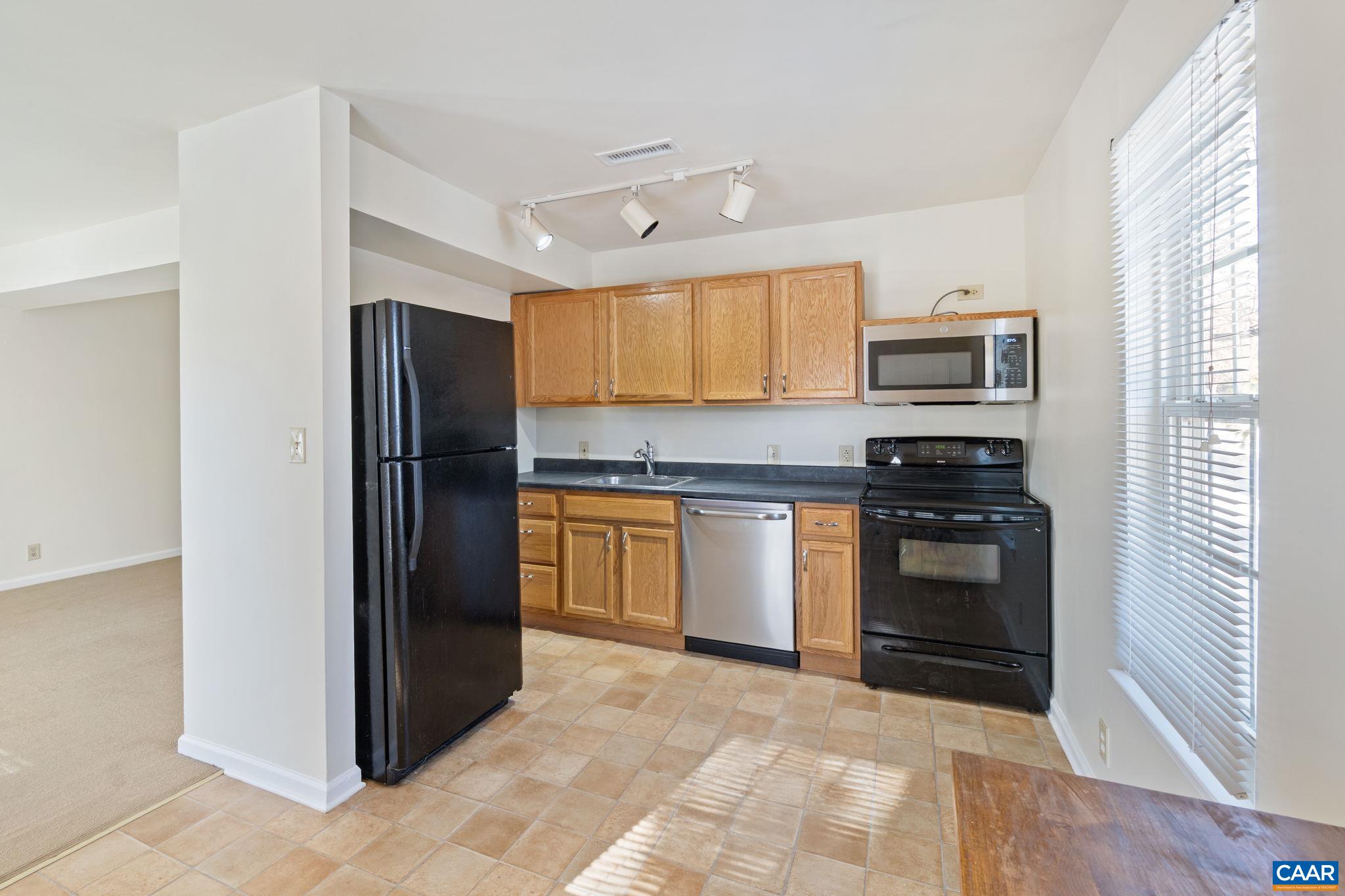 1264 VILLA LN Unit: C