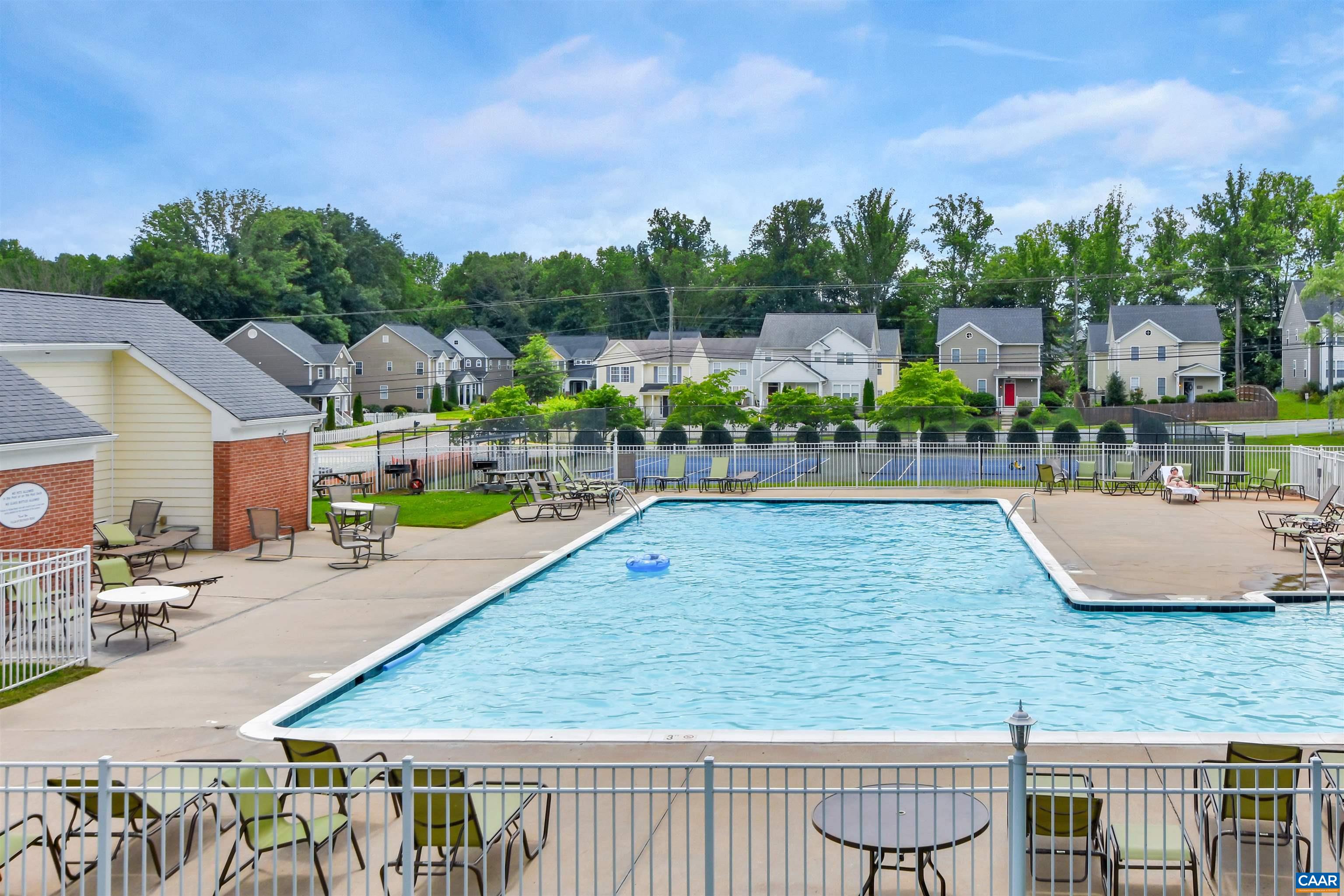 1264 VILLA LN Unit: C