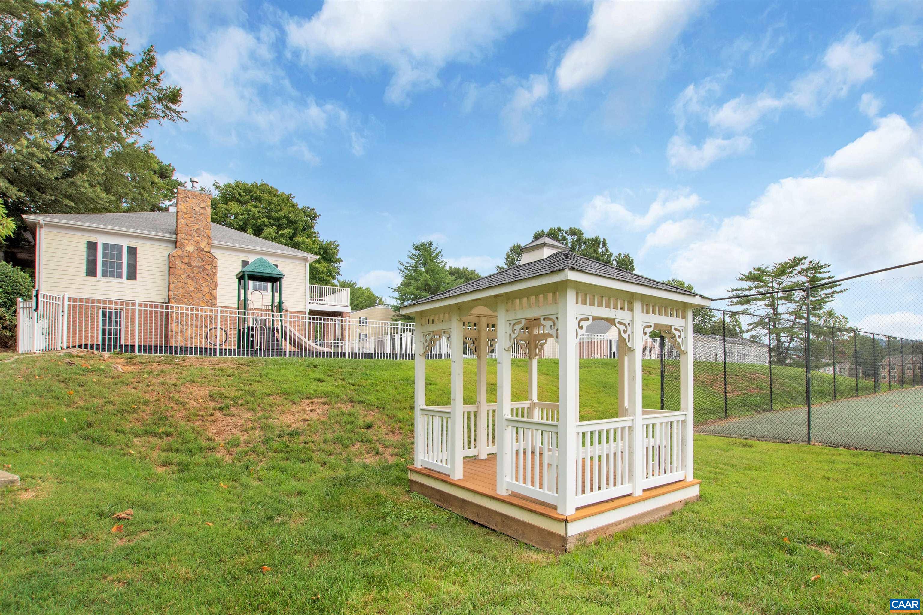 1264 VILLA LN Unit: C