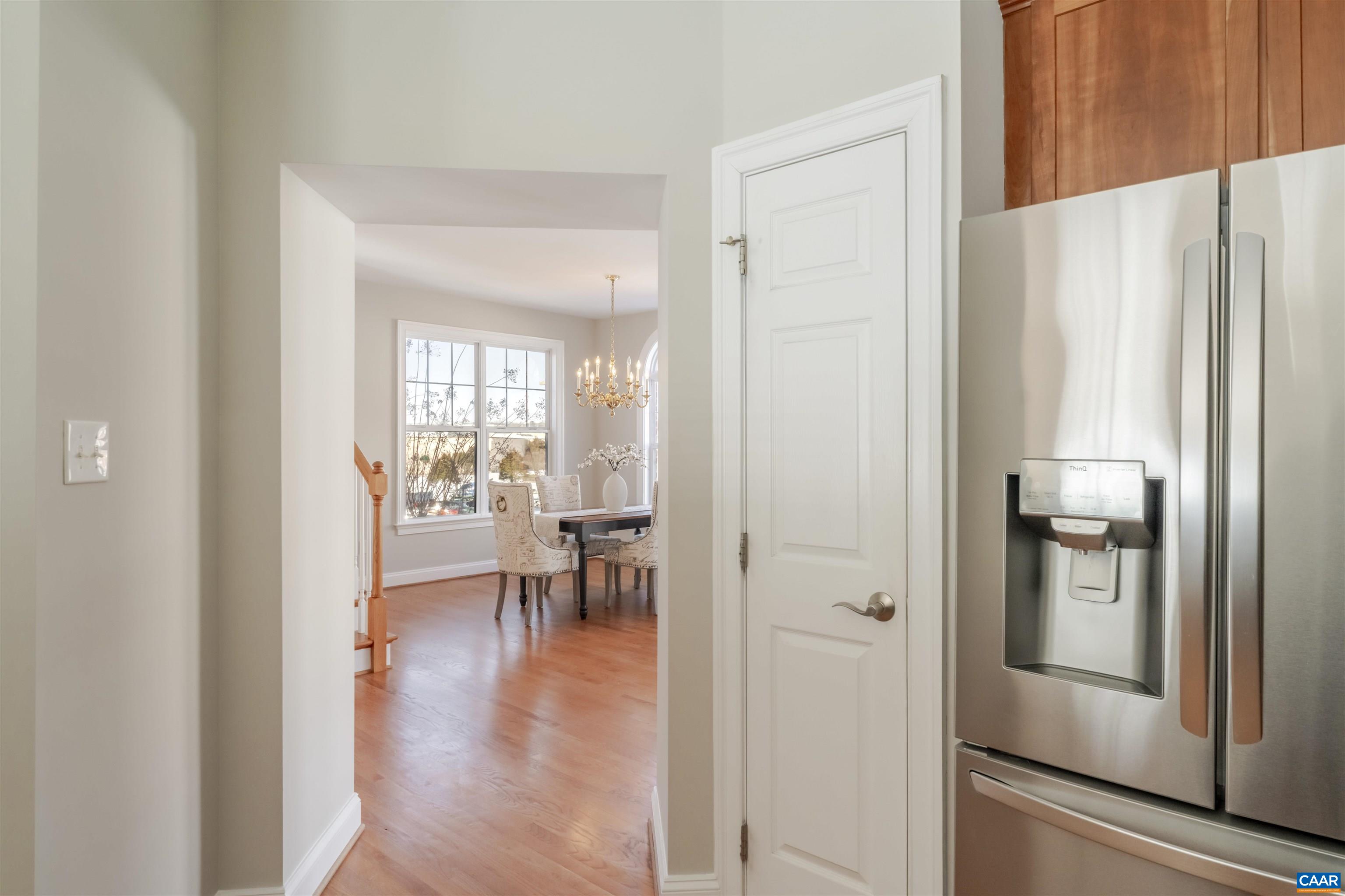 1045 GLENWOOD STATION LN