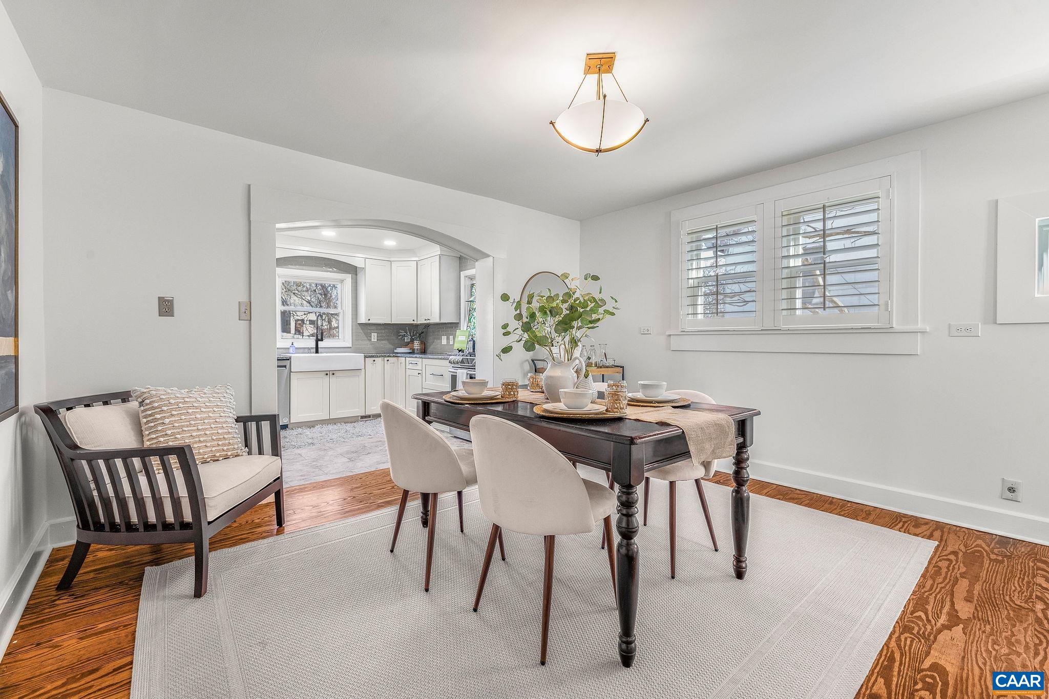 201 PALATINE AVE