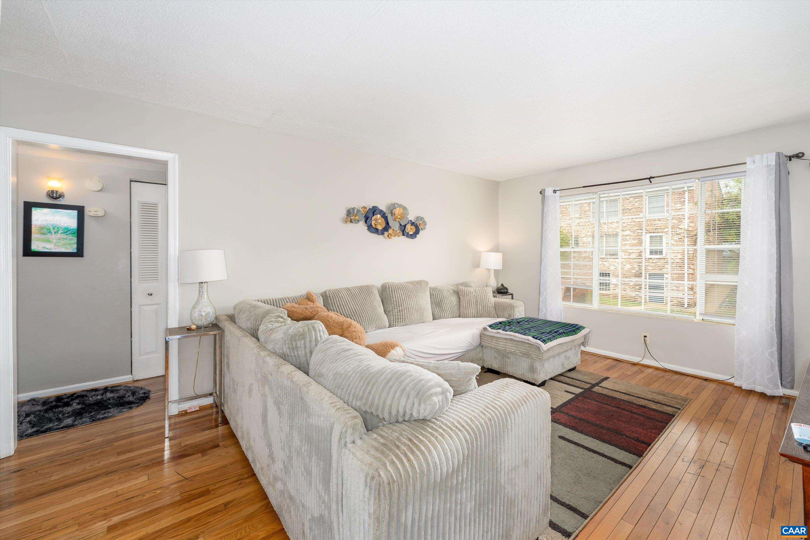 2517 HYDRAULIC RD Unit: 73
