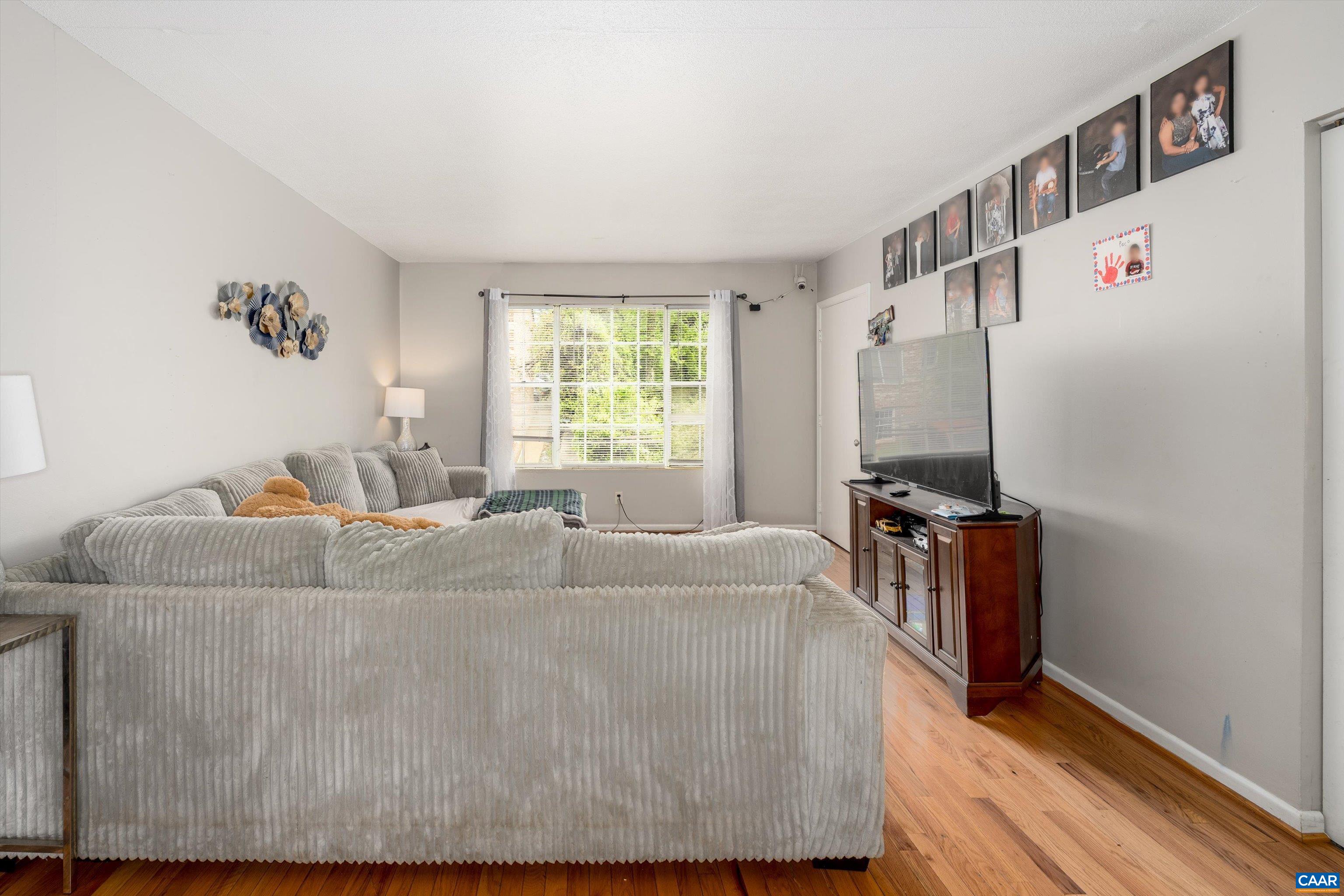 2517 HYDRAULIC RD Unit: 73