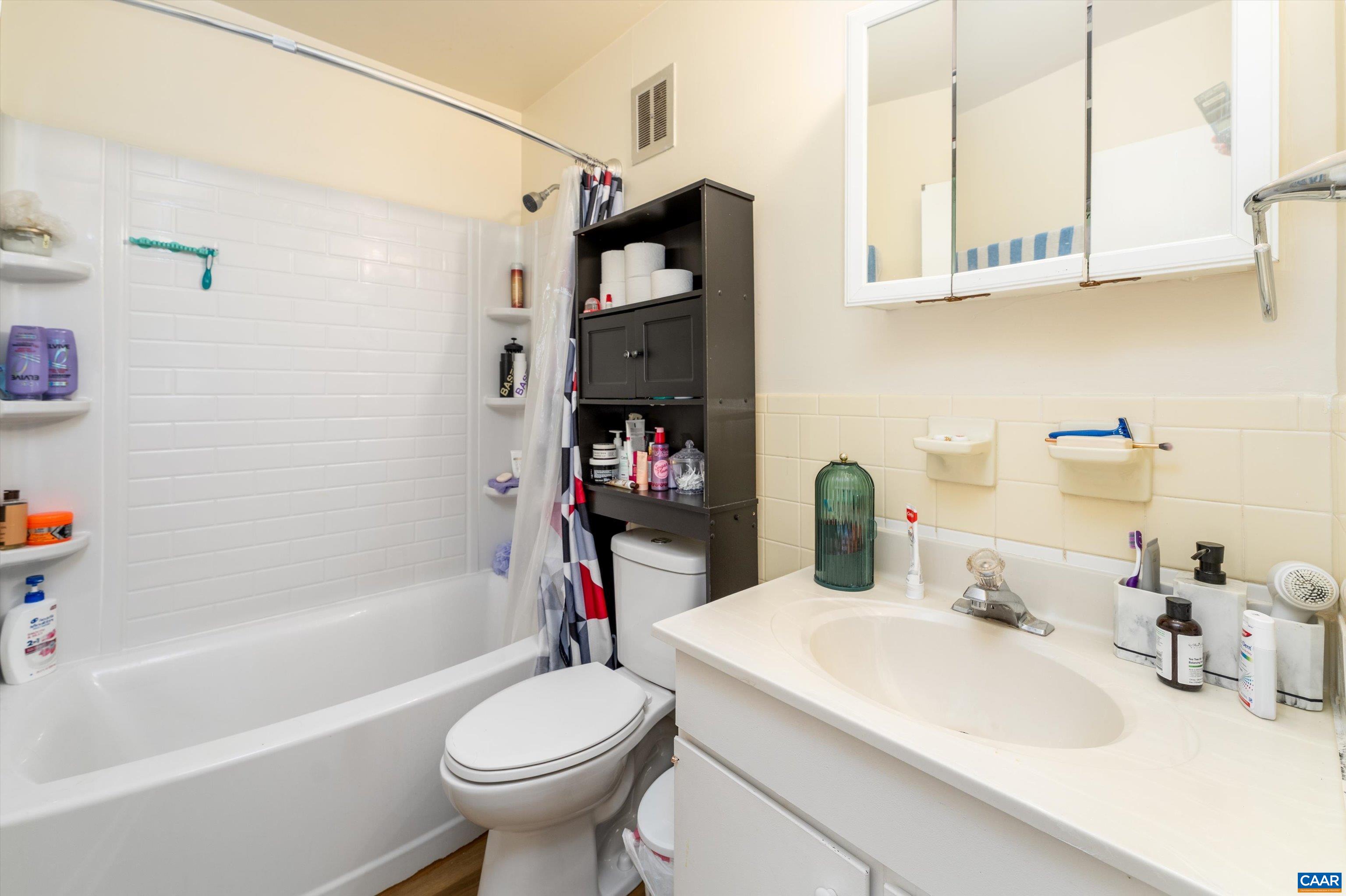 2517 HYDRAULIC RD Unit: 73