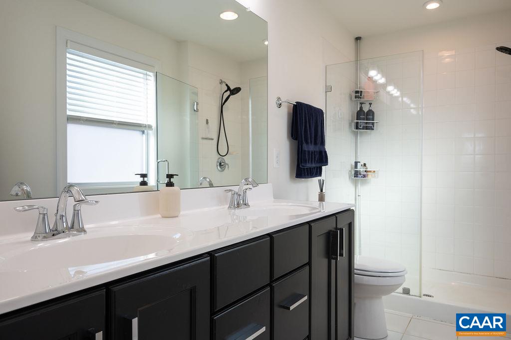 1011 STONEHENGE AVE EXT