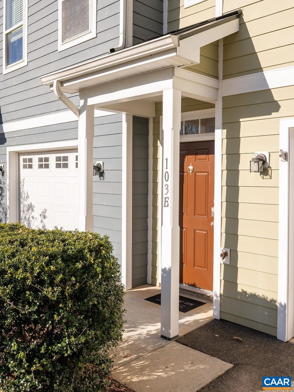 103 LONGWOOD DR Unit: E