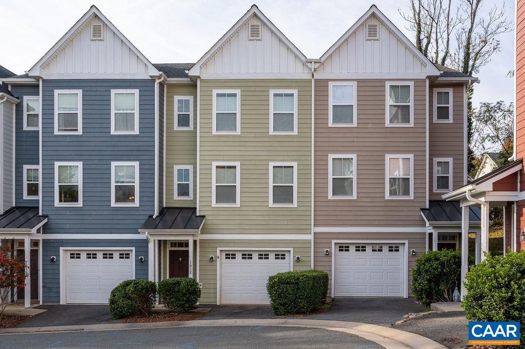 103 LONGWOOD DR Unit: E