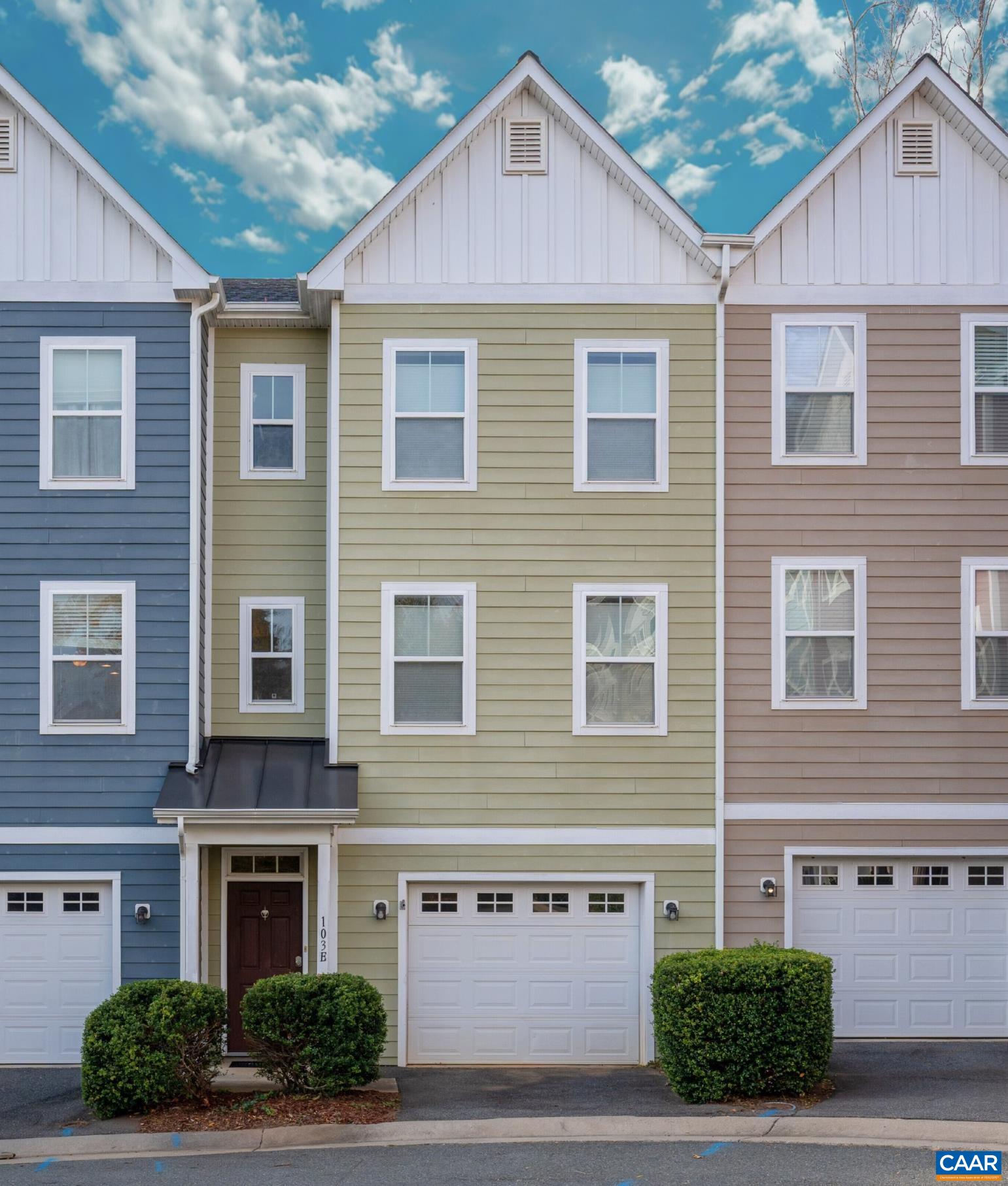 103 LONGWOOD DR Unit: E