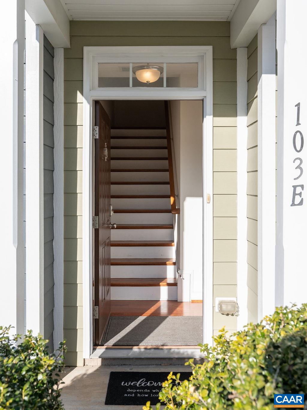 103 LONGWOOD DR Unit: E