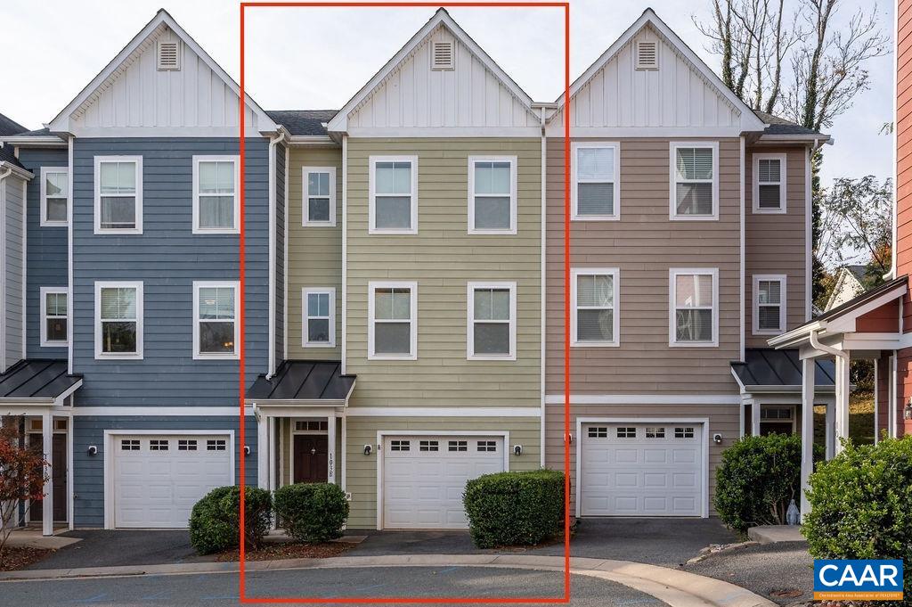 103 LONGWOOD DR Unit: E