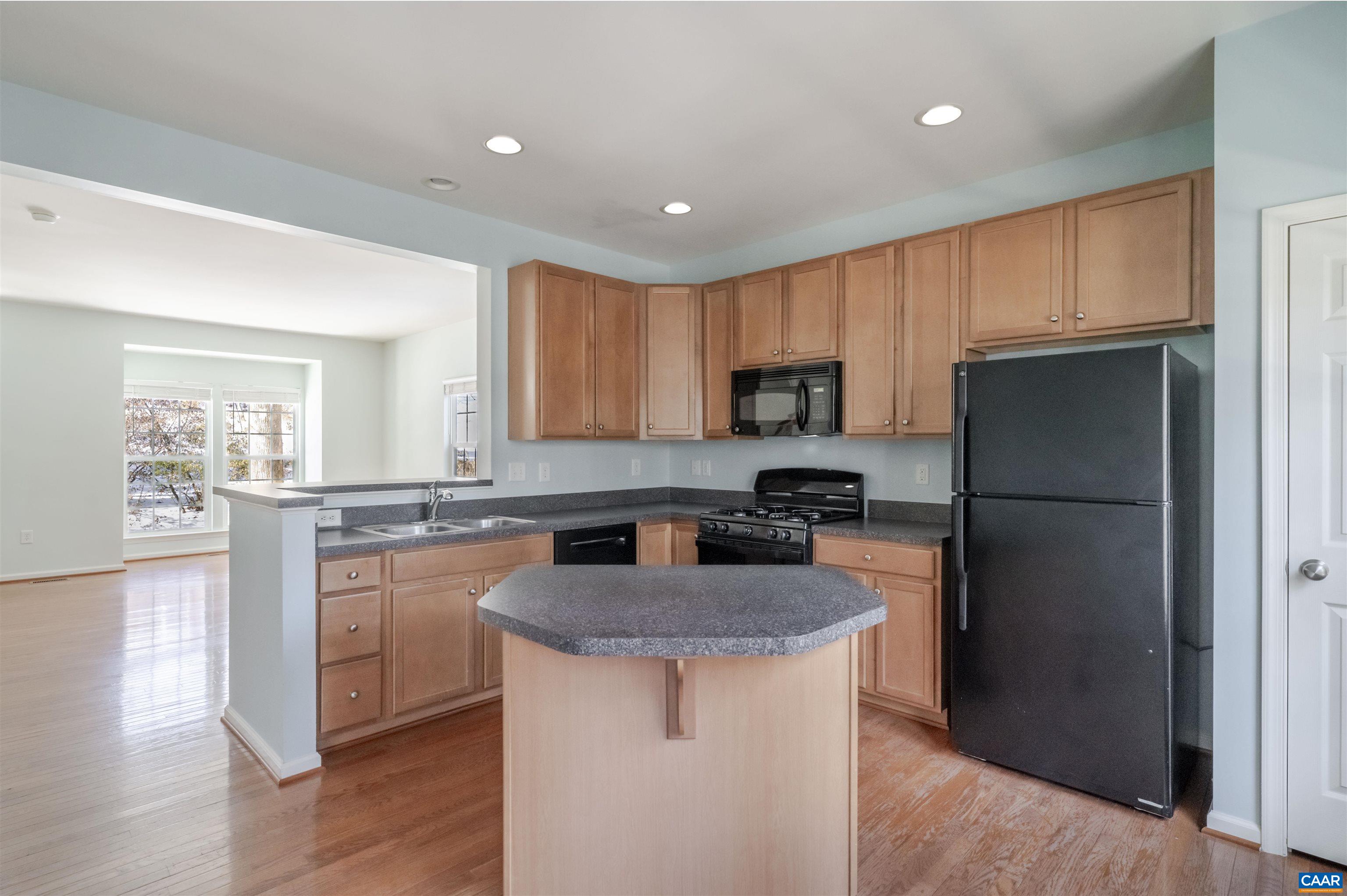 856 ROCK CREEK RD