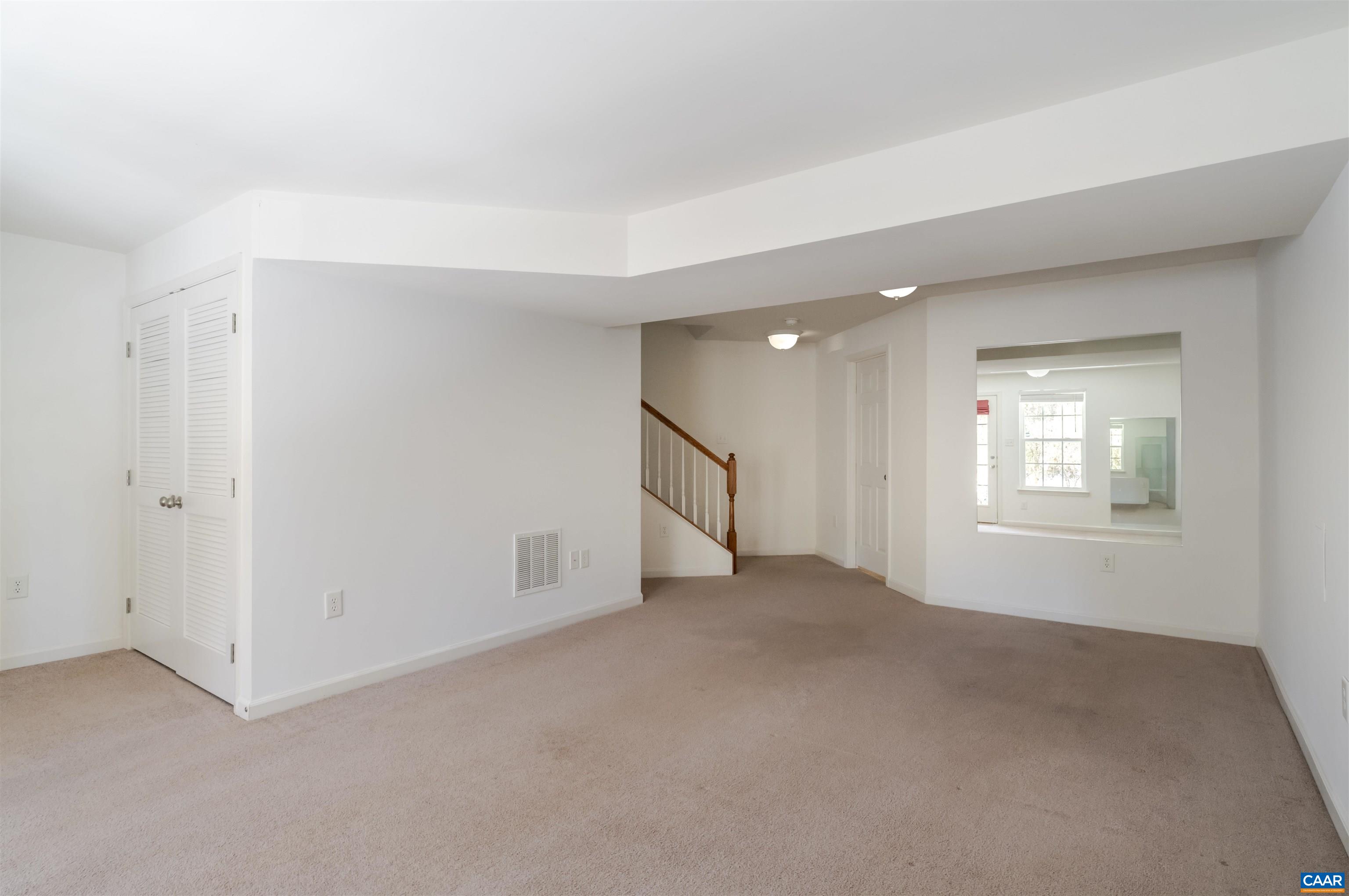 856 ROCK CREEK RD
