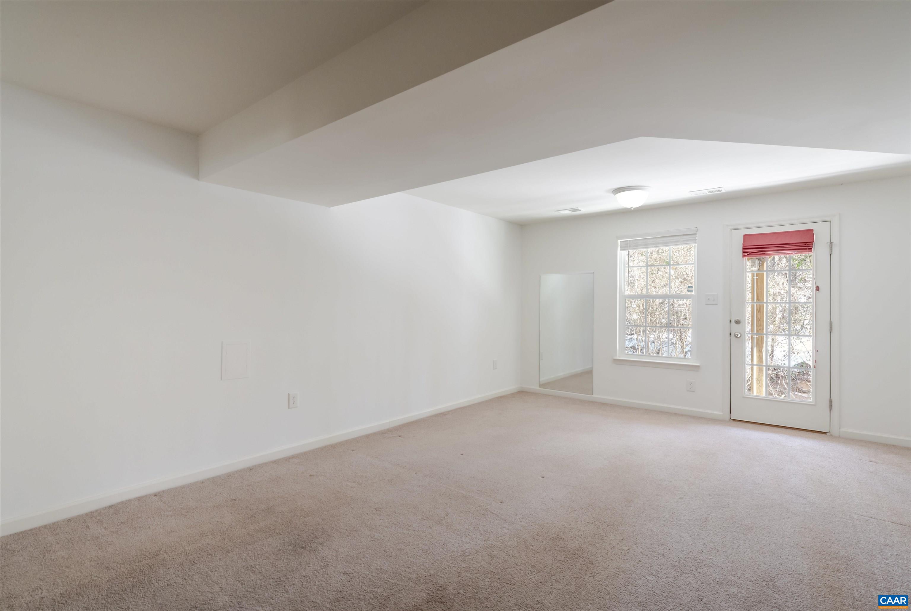 856 ROCK CREEK RD