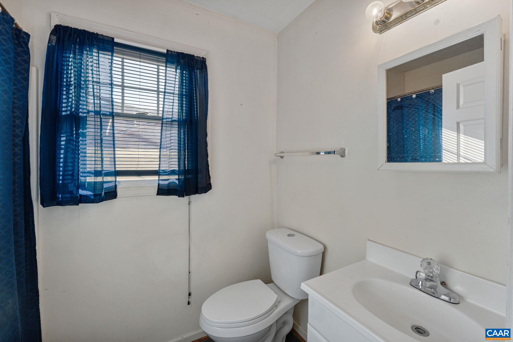 354 NW 10 1/2 ST