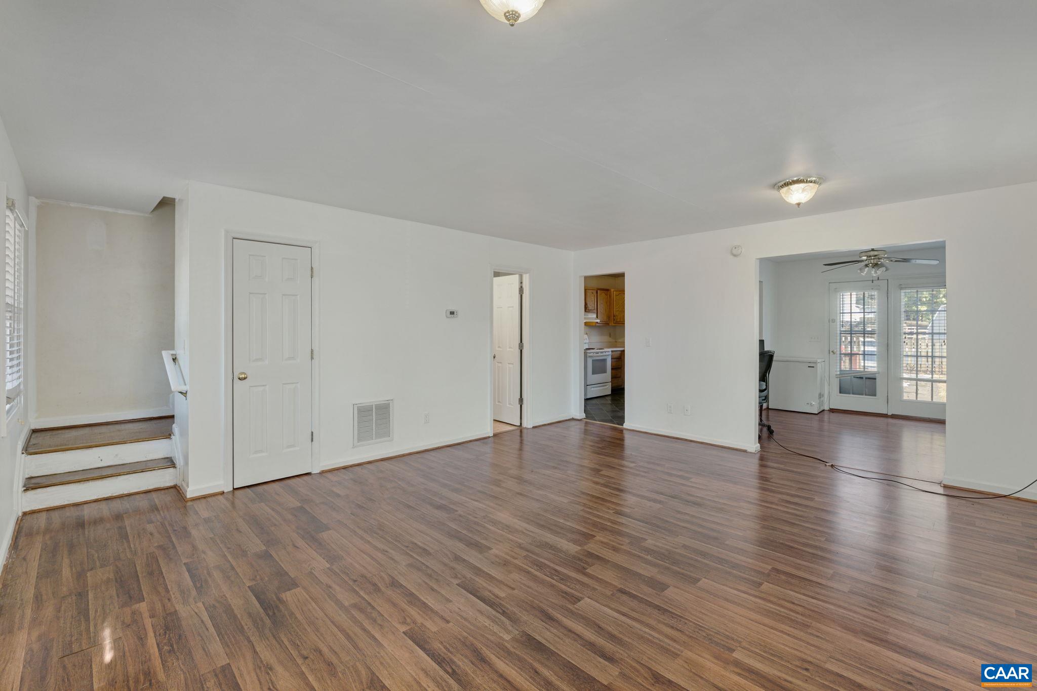 354 NW 10 1/2 ST
