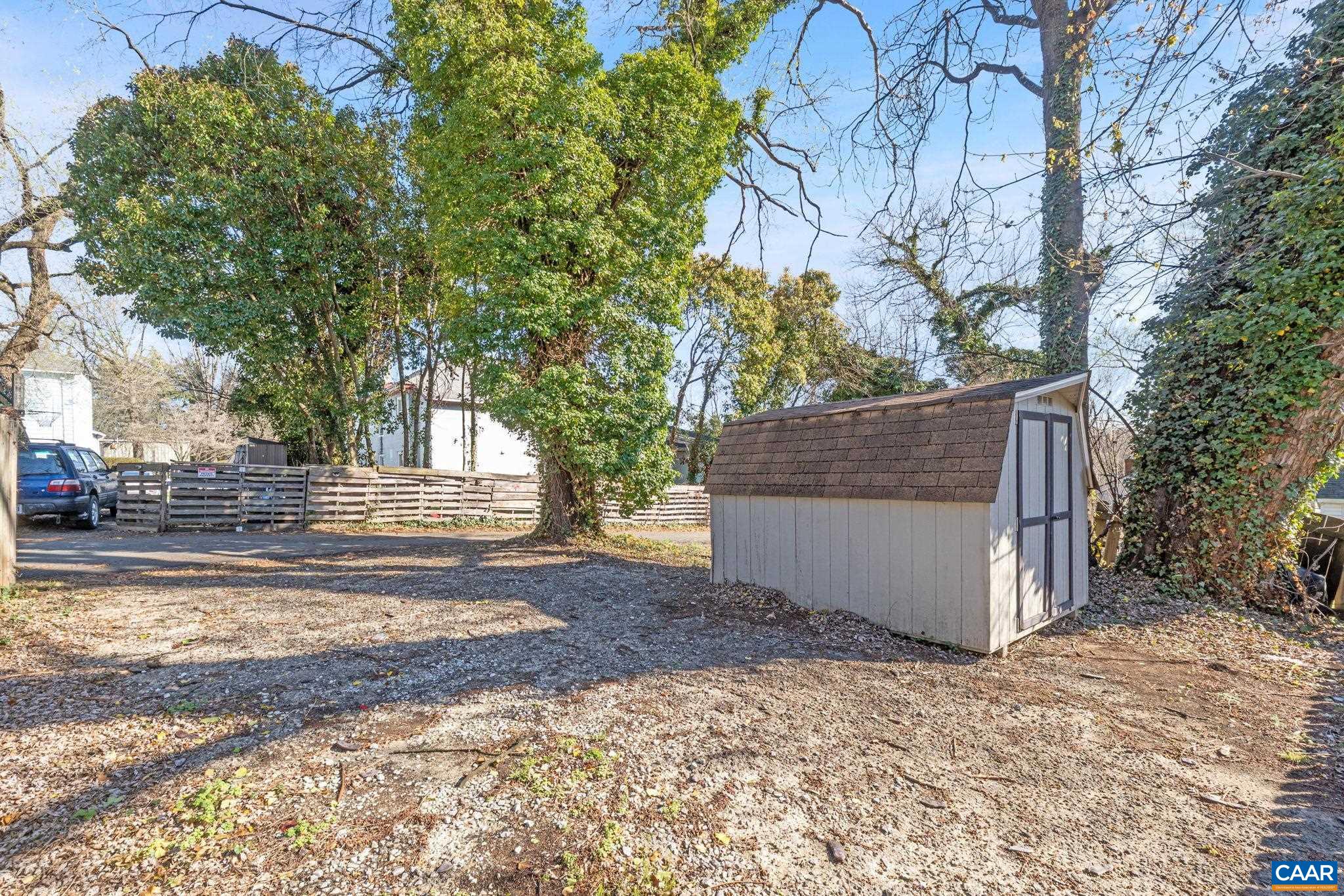 354 NW 10 1/2 ST