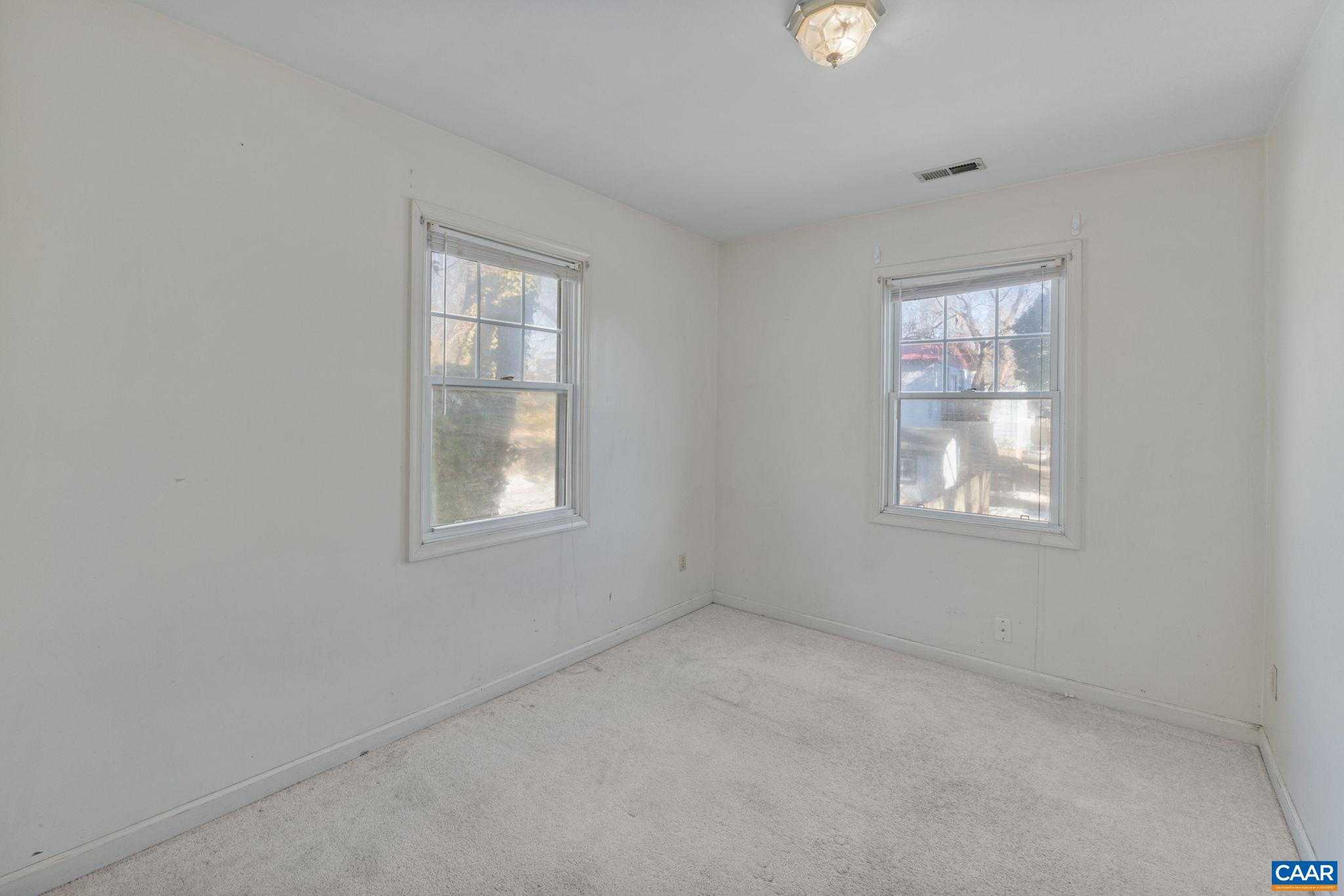 354 NW 10 1/2 ST