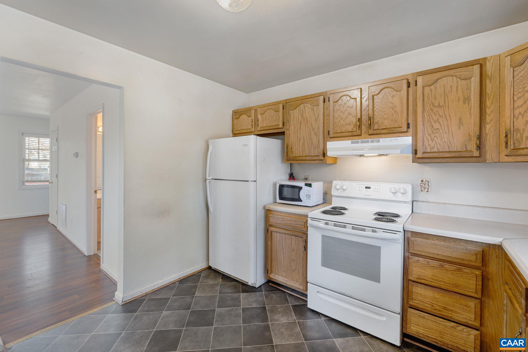 354 NW 10 1/2 ST