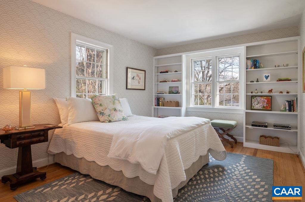 1621 MEADOWBROOK HEIGHTS RD