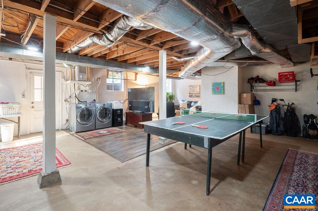 1621 MEADOWBROOK HEIGHTS RD