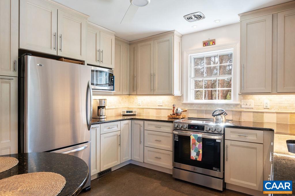 1621 MEADOWBROOK HEIGHTS RD