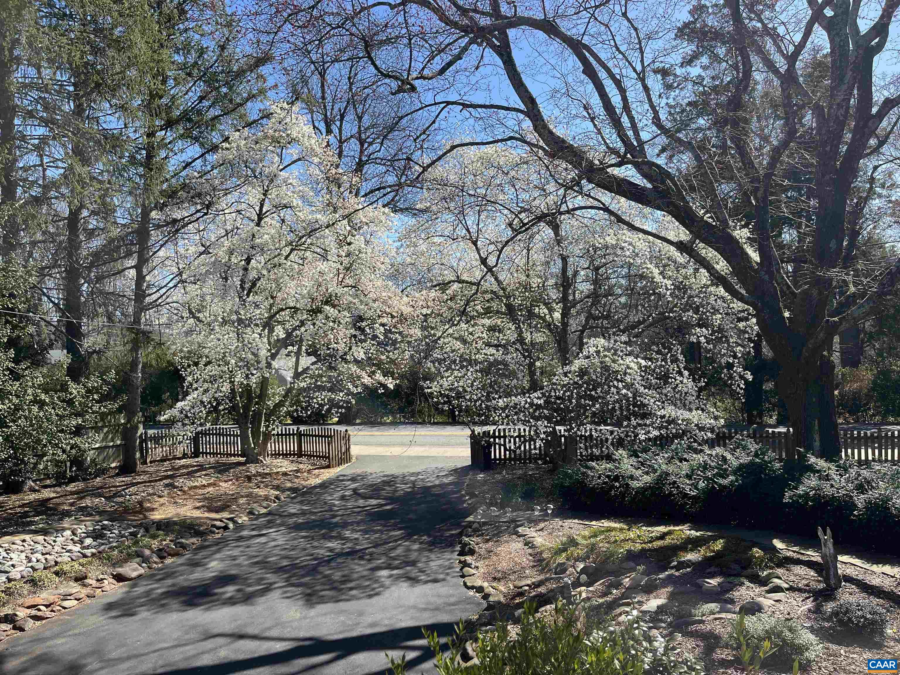 1621 MEADOWBROOK HEIGHTS RD