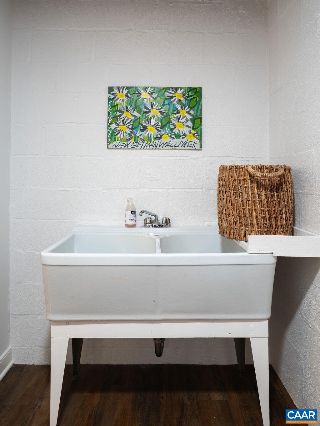 1621 MEADOWBROOK HEIGHTS RD