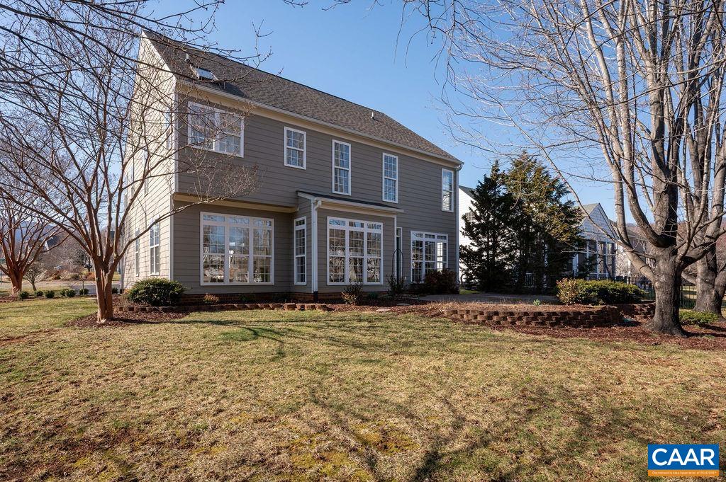 732 RUSSET RD