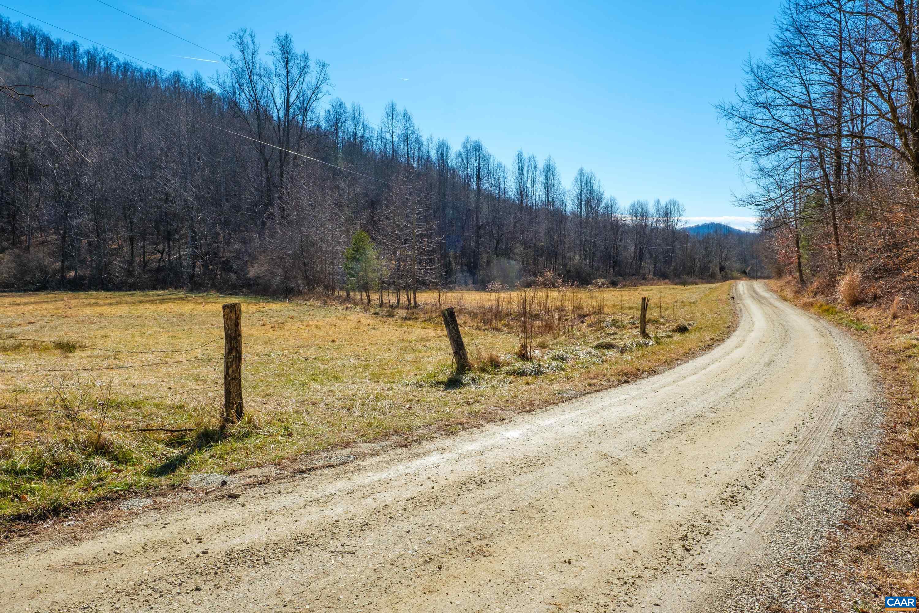 PERKINS HOLLOW LN