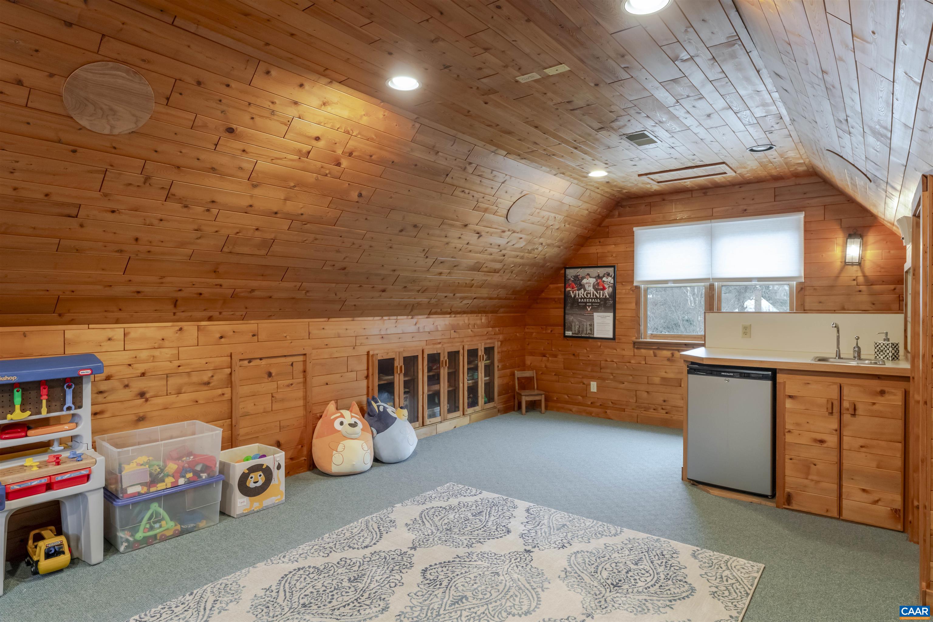 126 BOLLINGWOOD RD