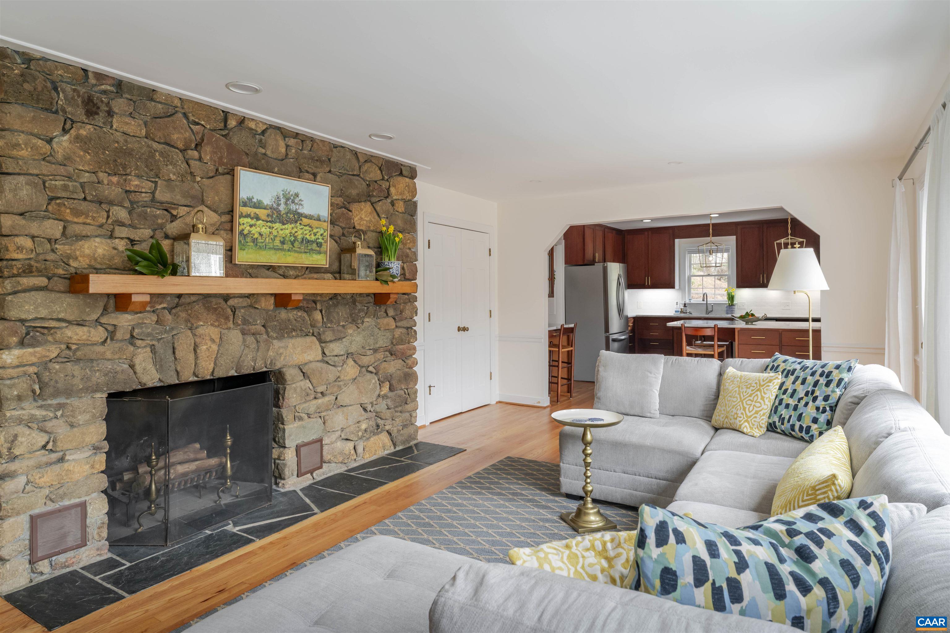 126 BOLLINGWOOD RD