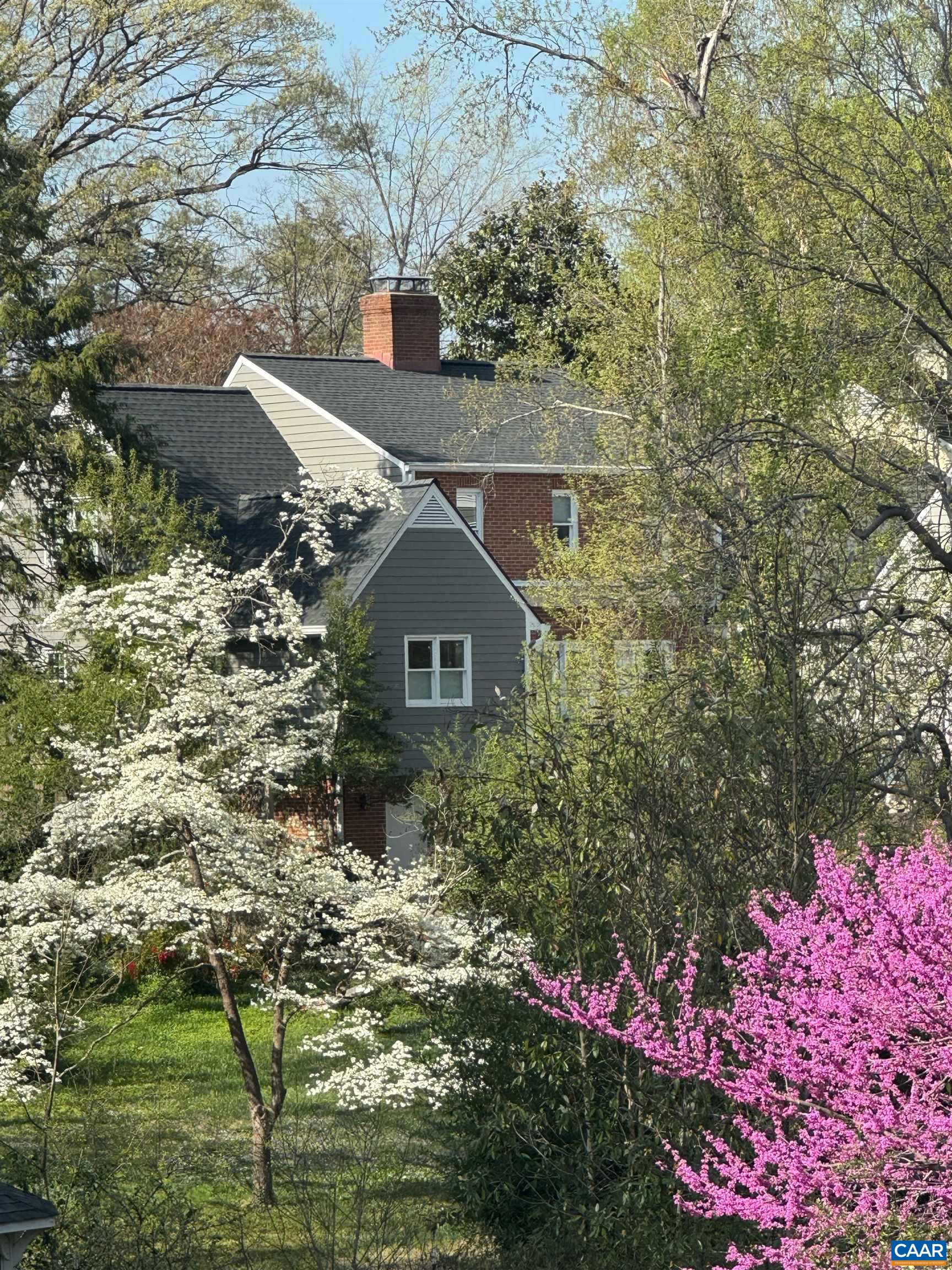 126 BOLLINGWOOD RD