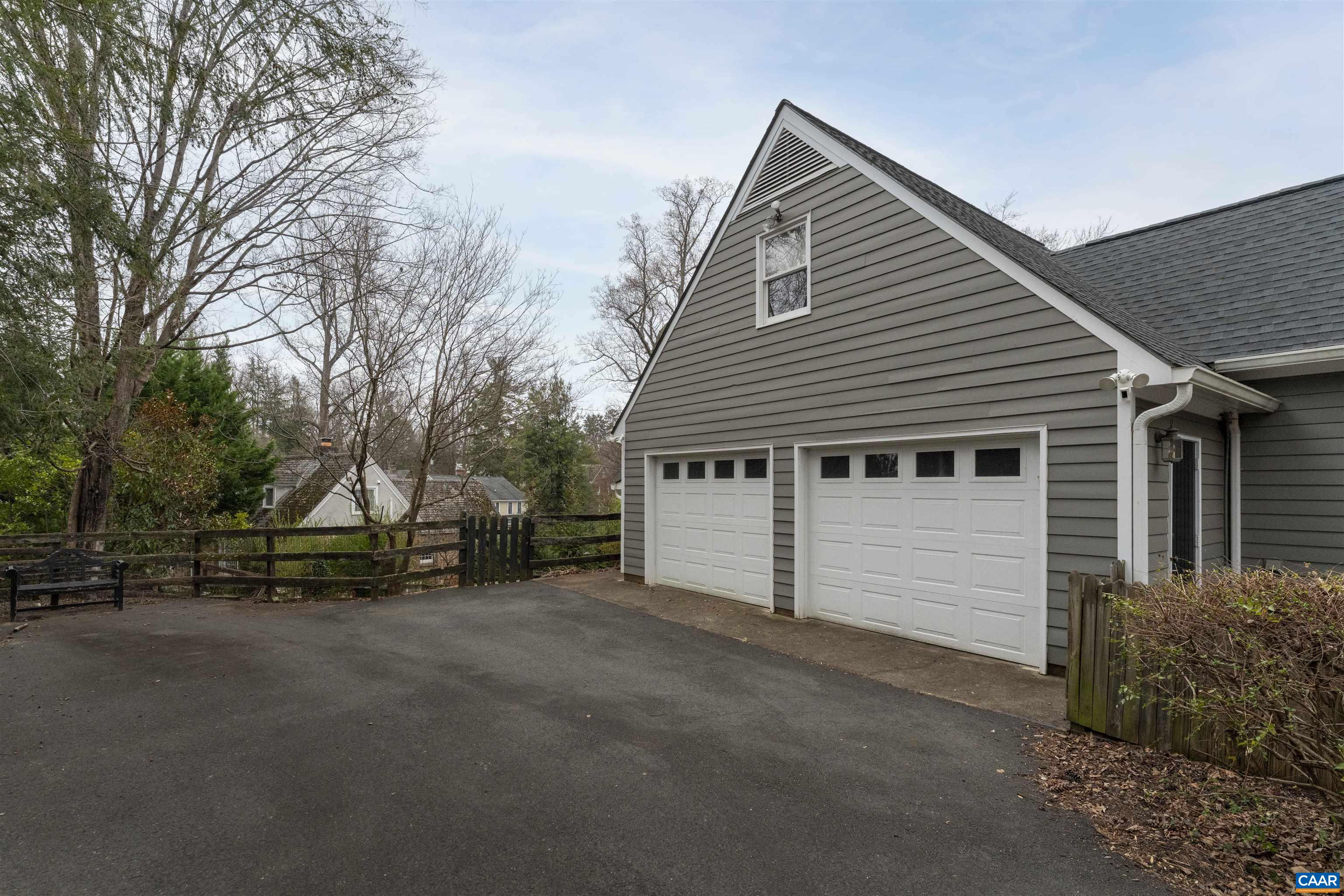 126 BOLLINGWOOD RD