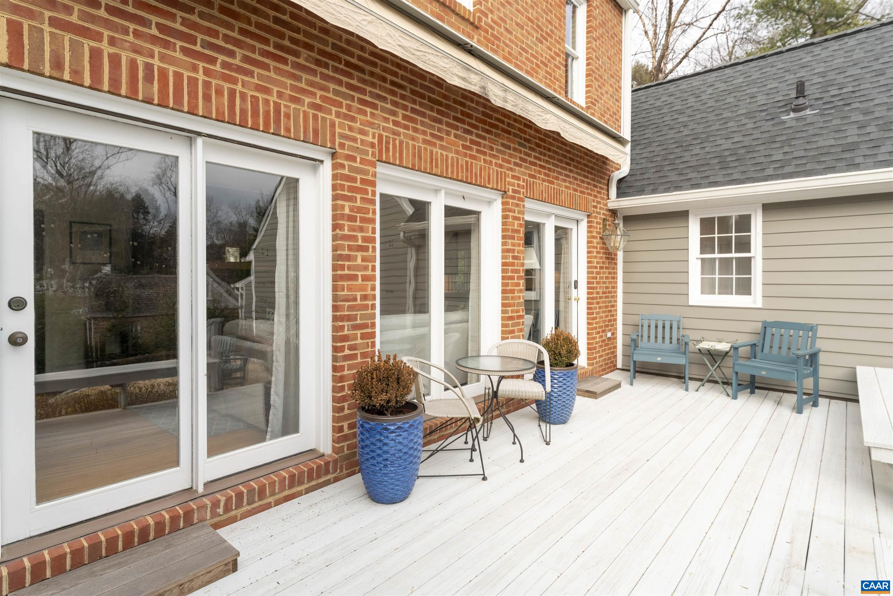 126 BOLLINGWOOD RD