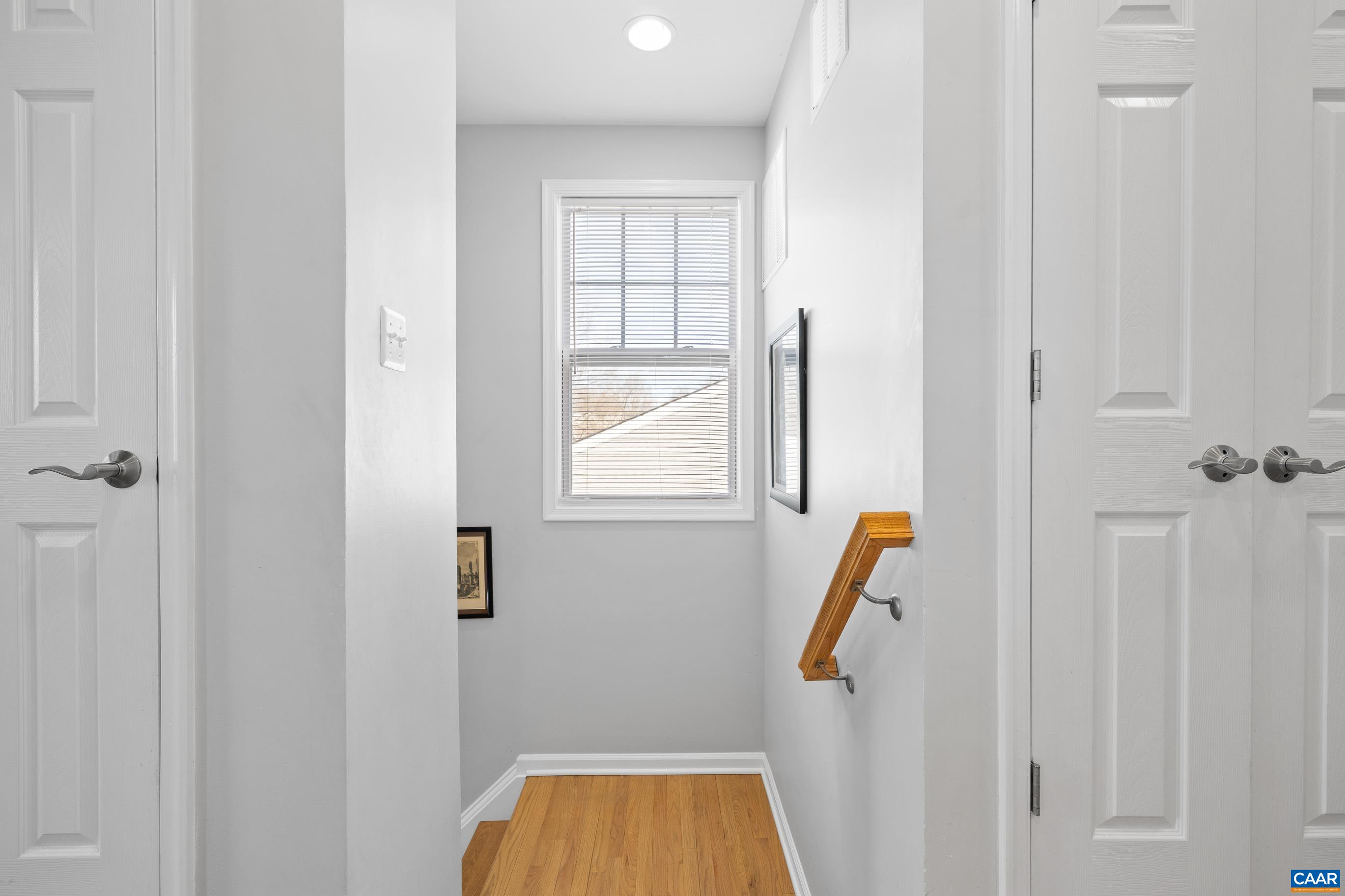 120 LONGWOOD DR Unit: A