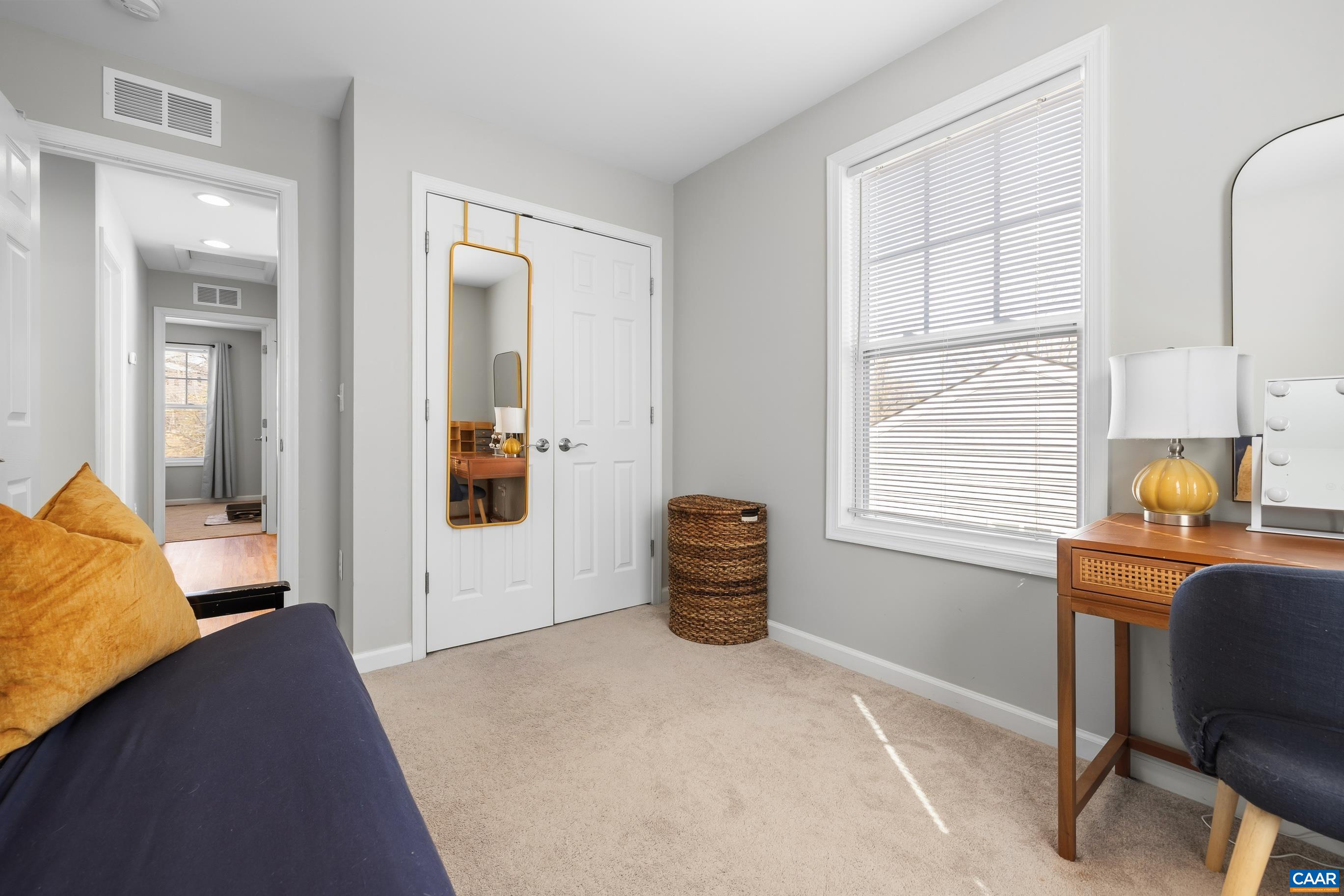 120 LONGWOOD DR Unit: A