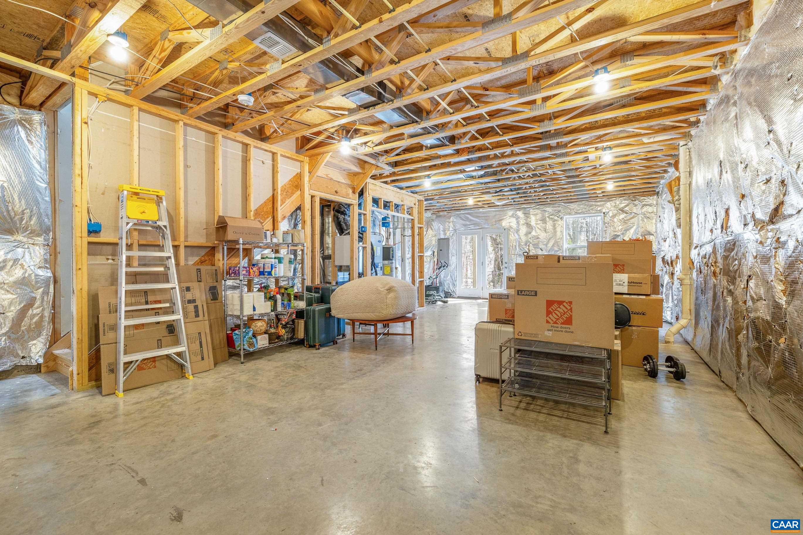 120 LONGWOOD DR Unit: A