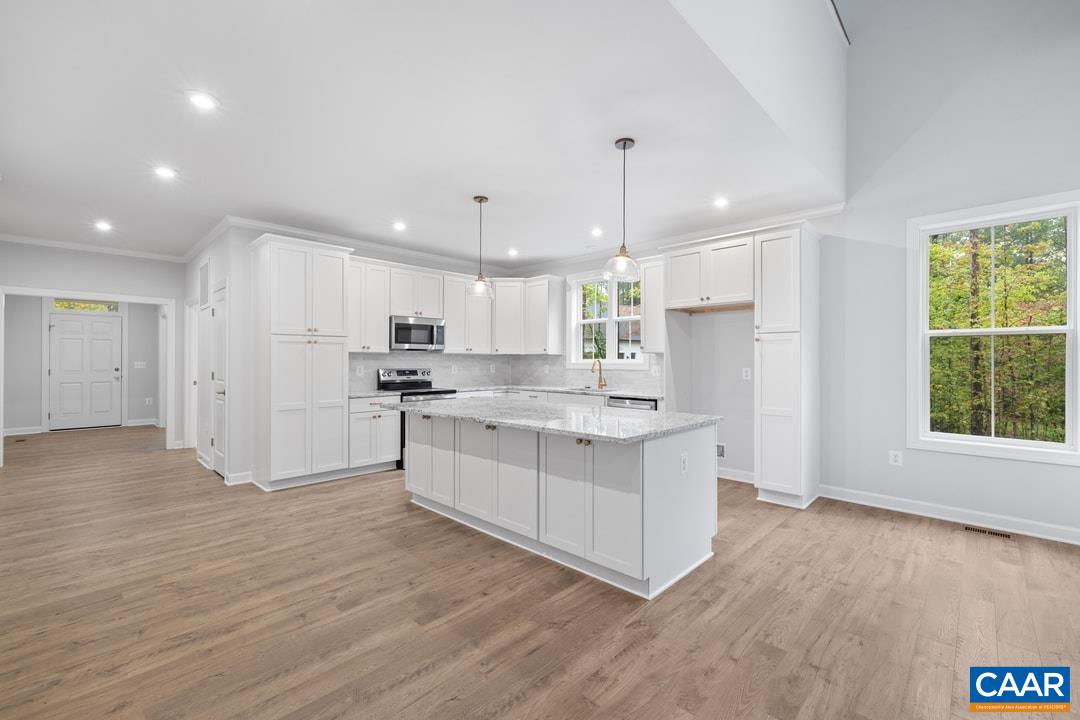 42 WHISPERWOOD CT