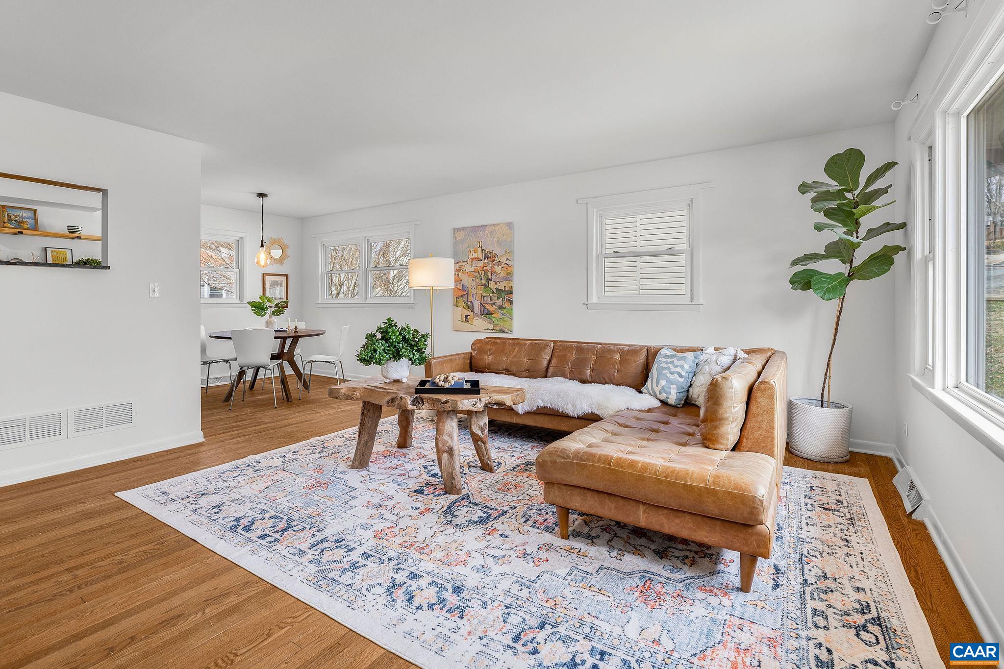 1411 BAKER ST
