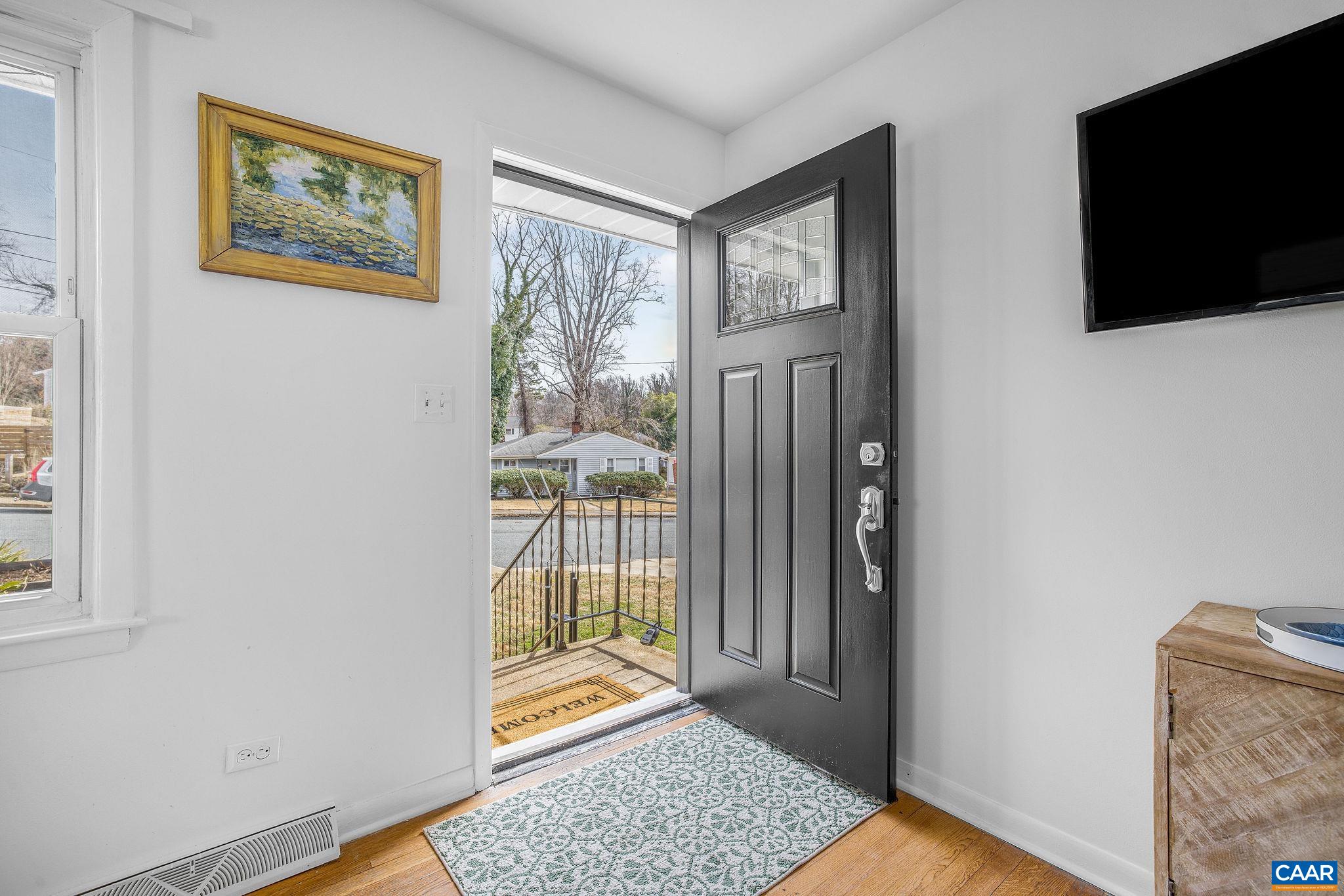 1411 BAKER ST