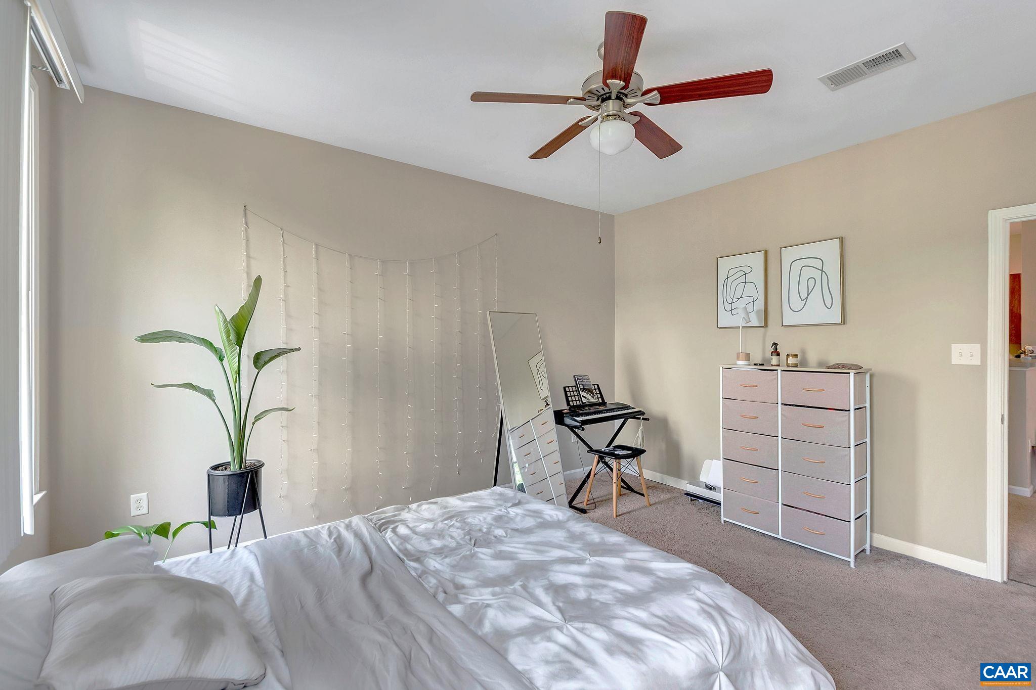 745 WALKER SQ Unit: 1A