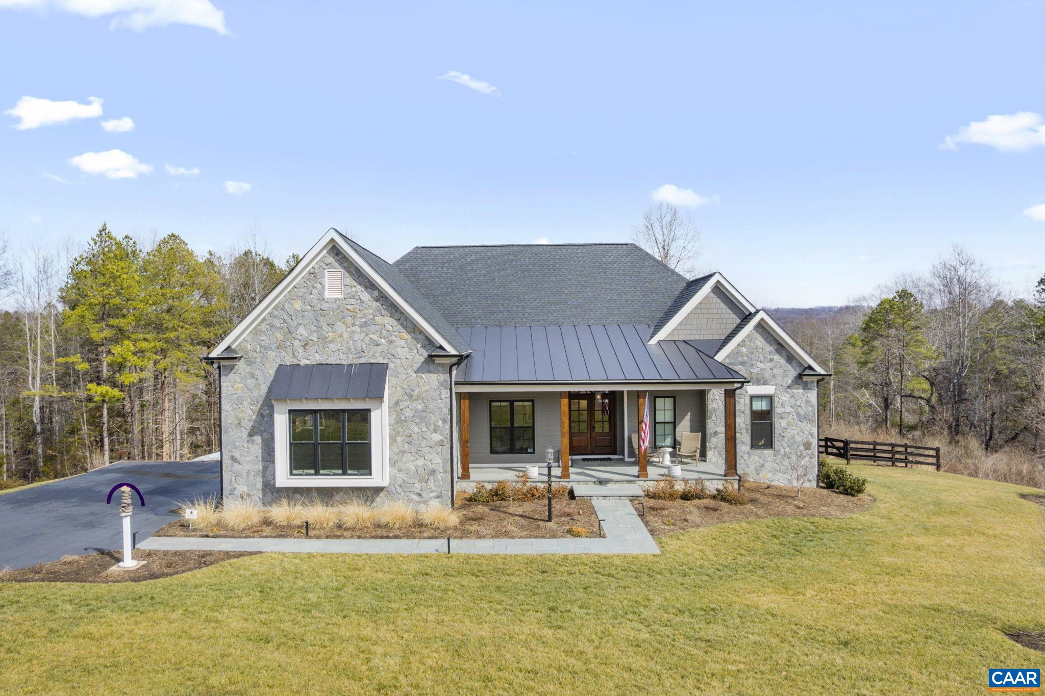 2019 FAIRHILL MOUNTAIN VIEW