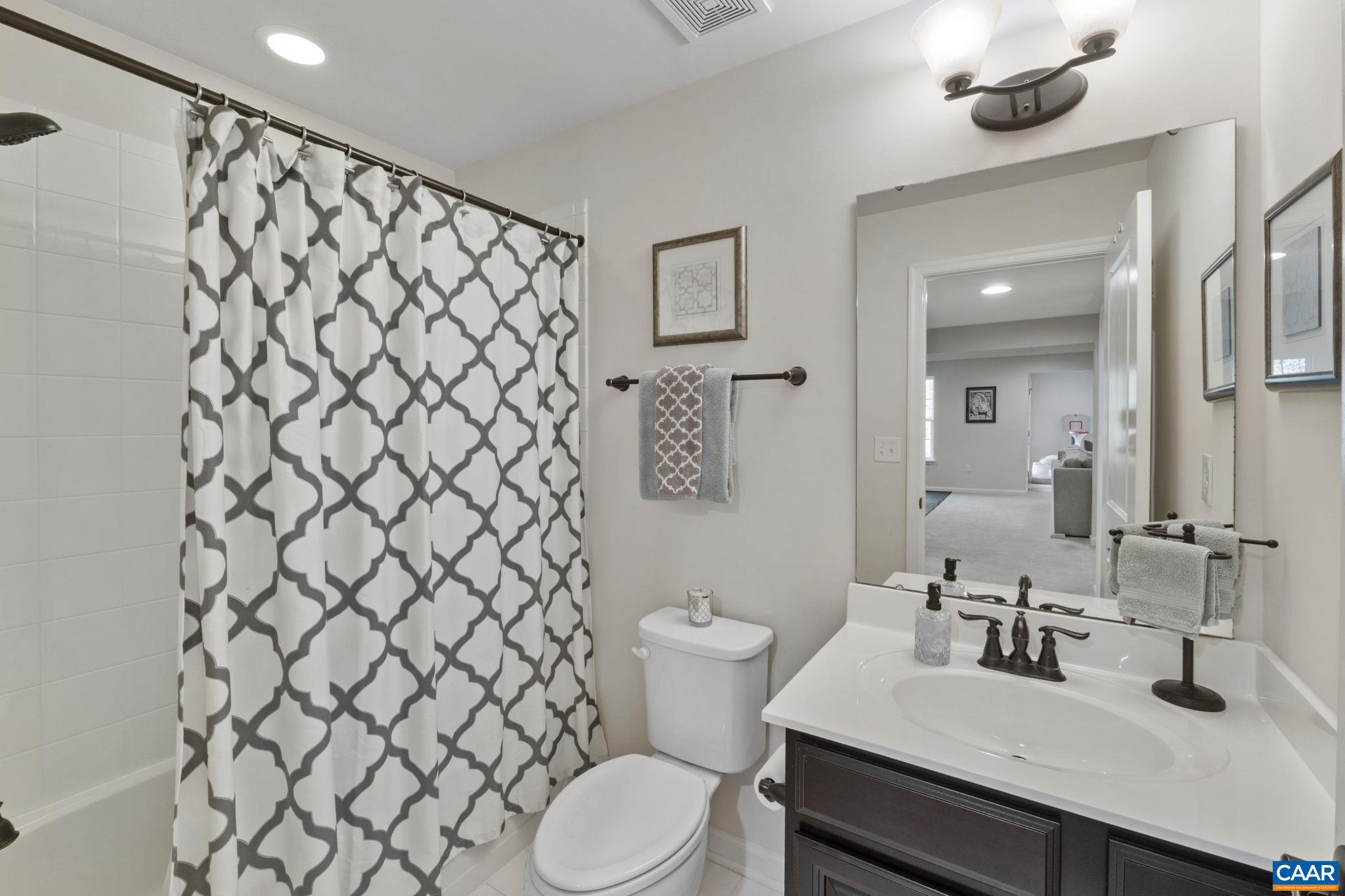 1490 WICKHAM POND DR