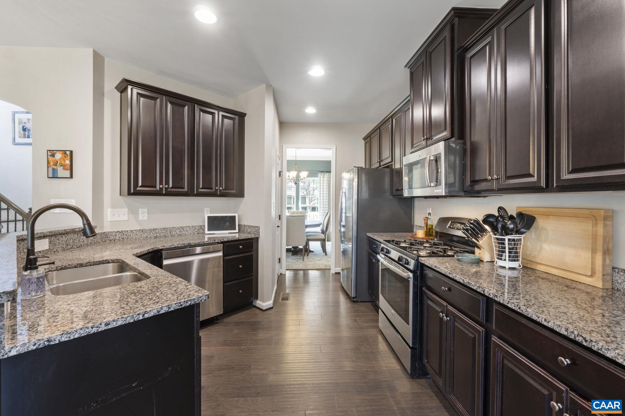 1490 WICKHAM POND DR