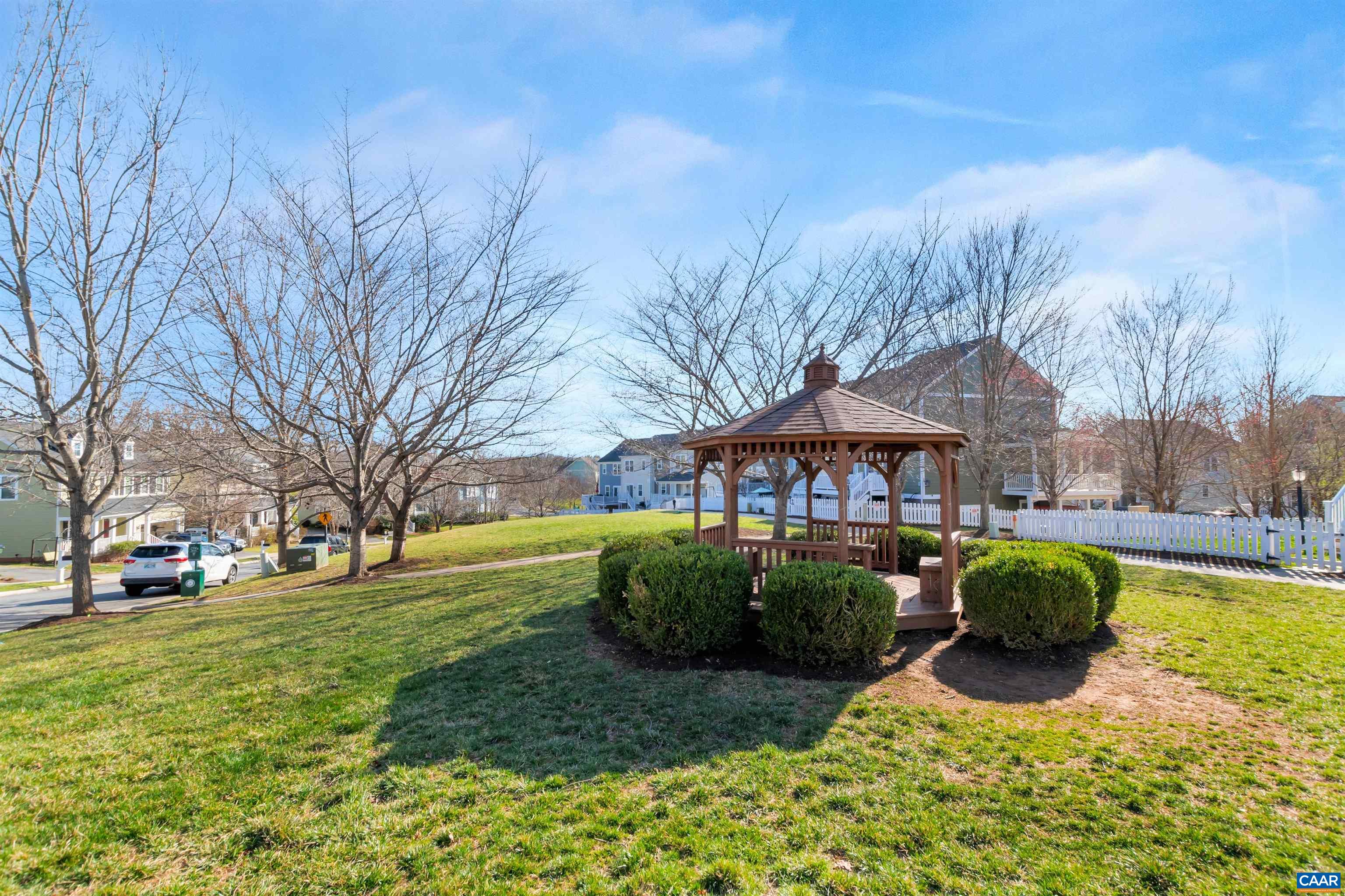 1490 WICKHAM POND DR