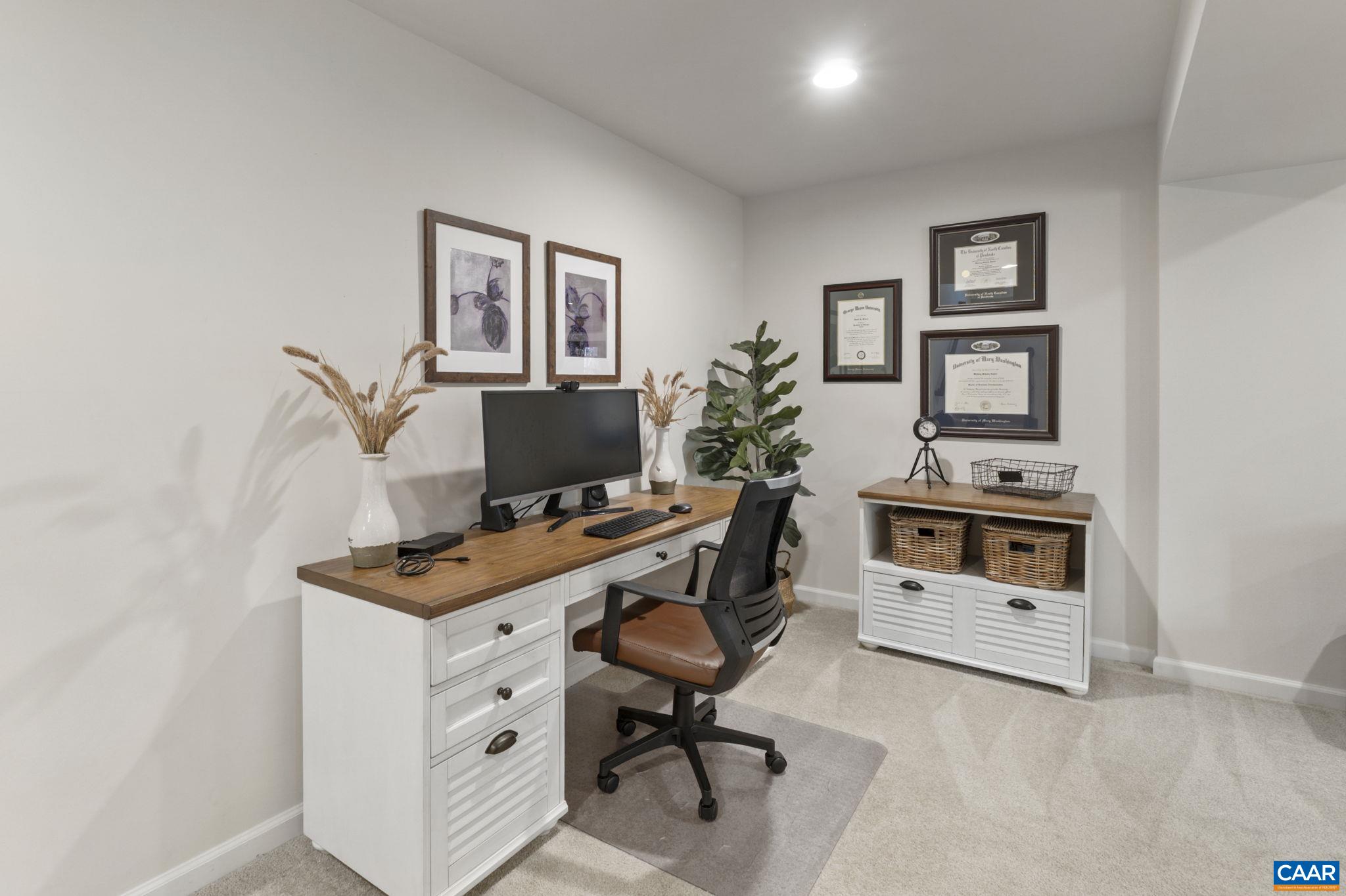 1490 WICKHAM POND DR