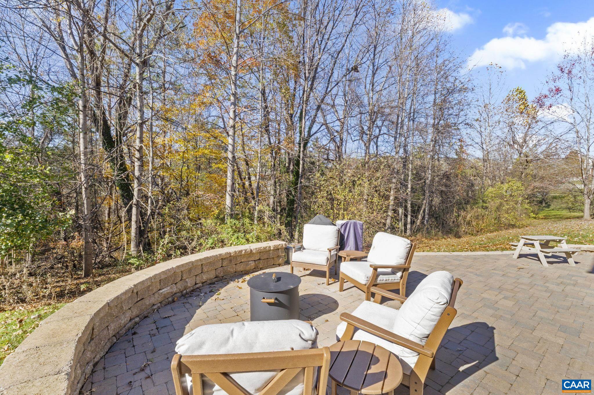 1490 WICKHAM POND DR