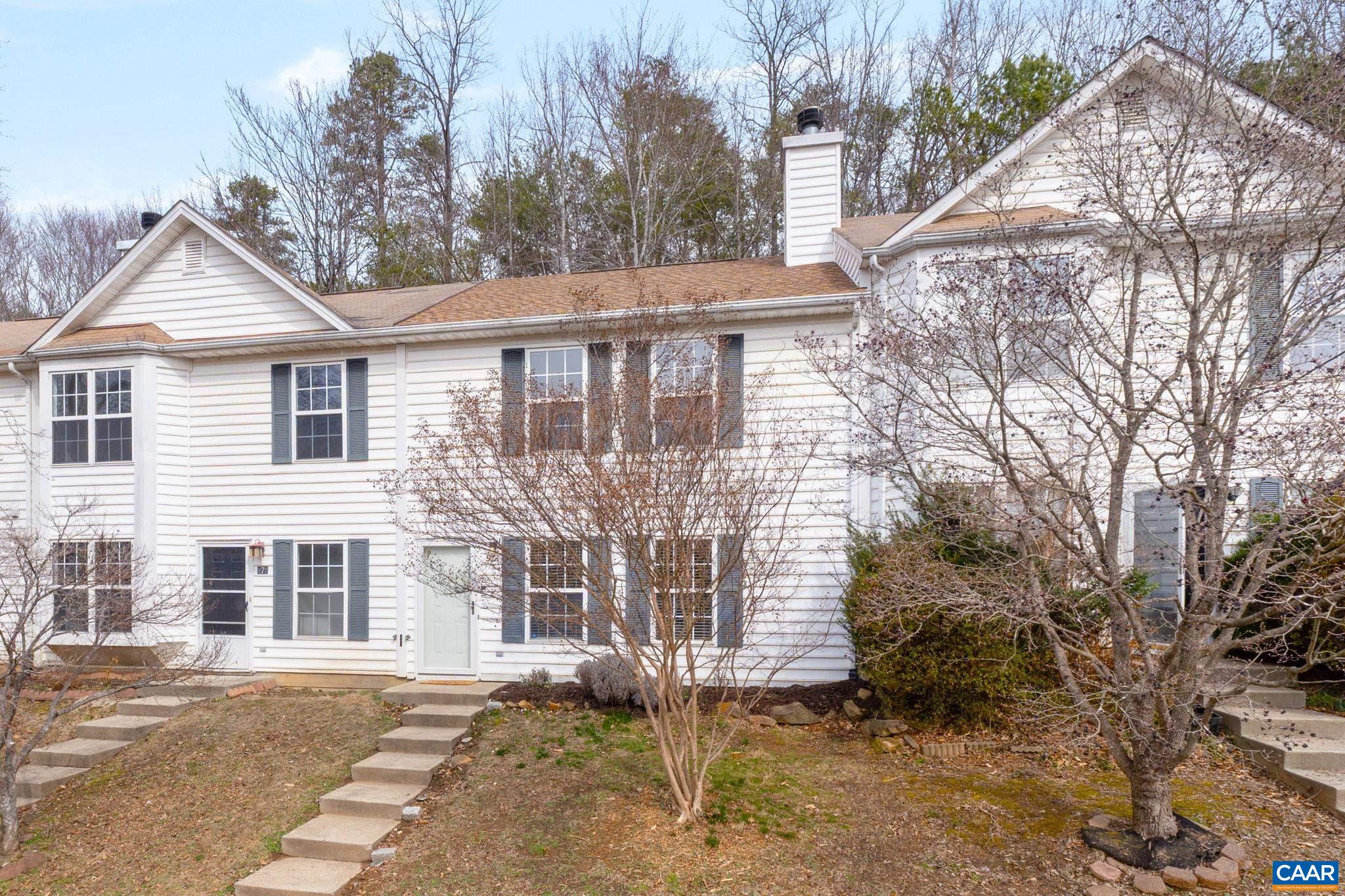 972 TOWNE LN