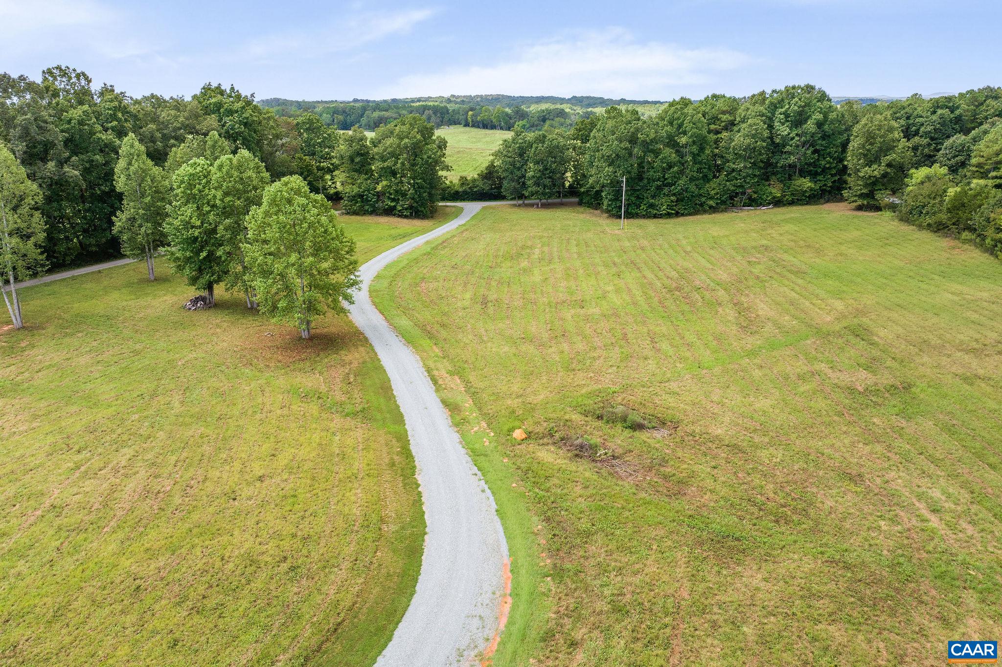 1570 JAMES RIVER RD